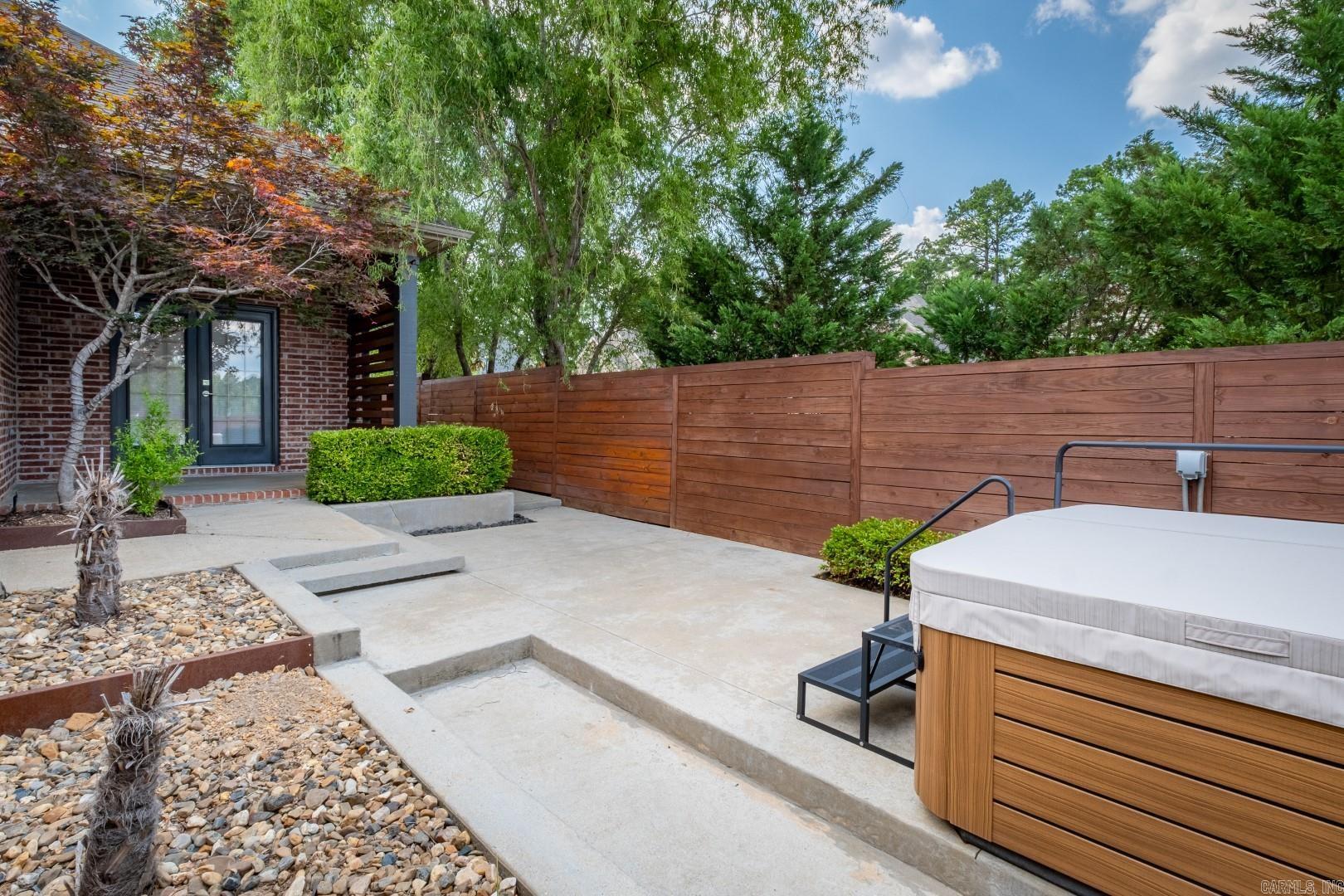 301 Garden Valley Loop