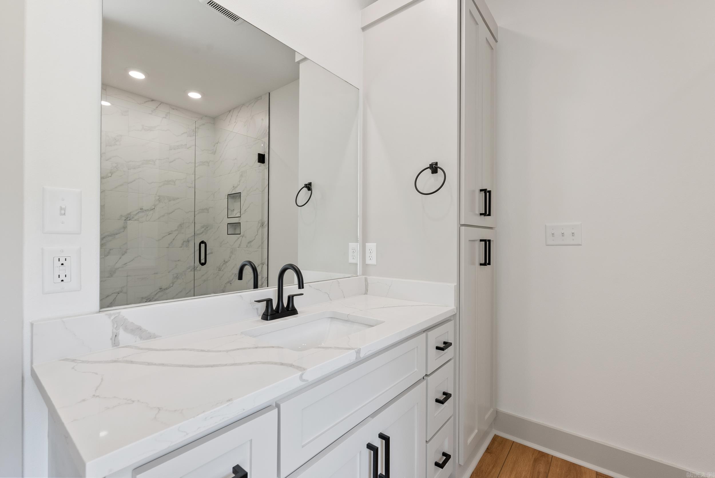 11 Ridgewood Drive