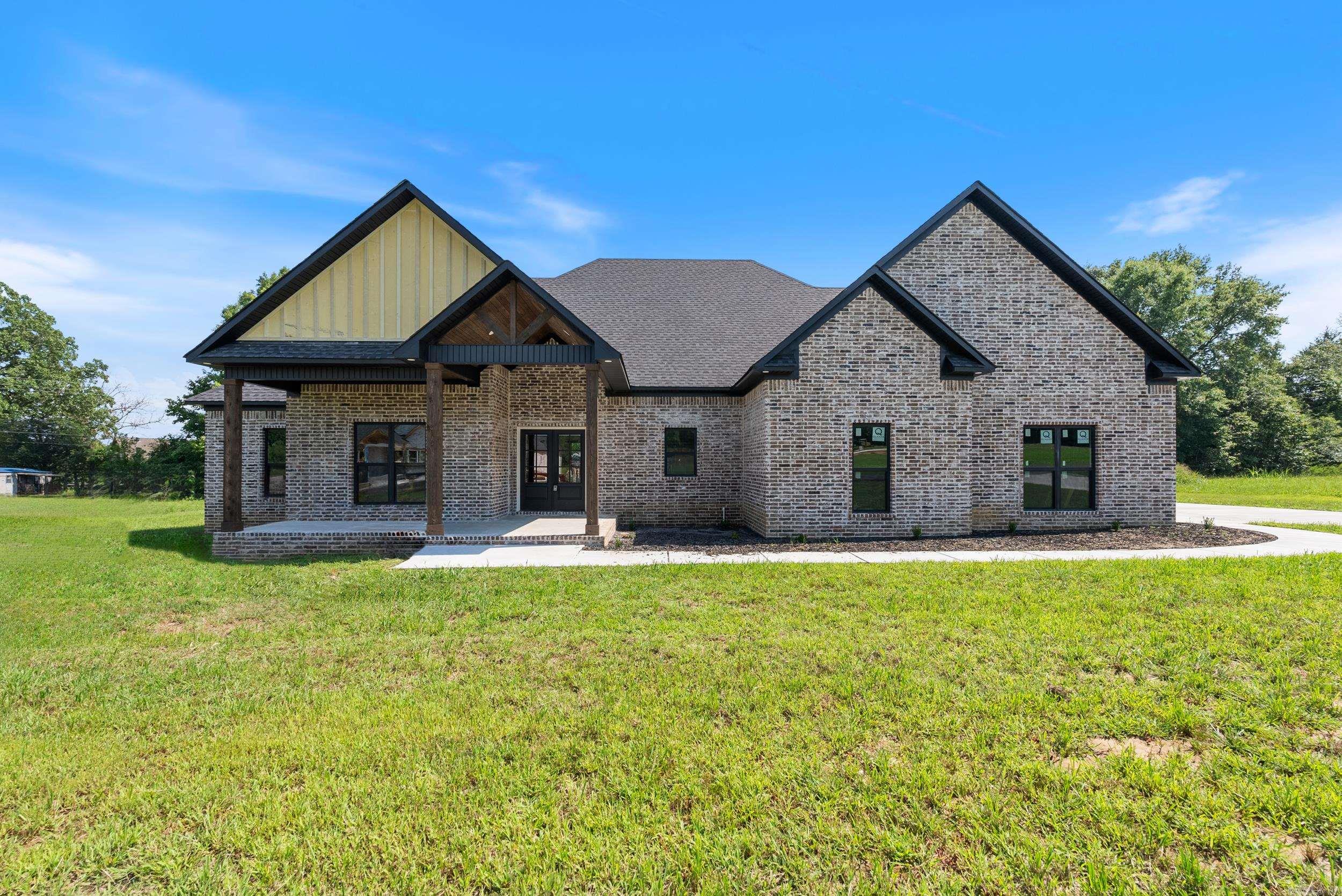 11 Ridgewood Drive