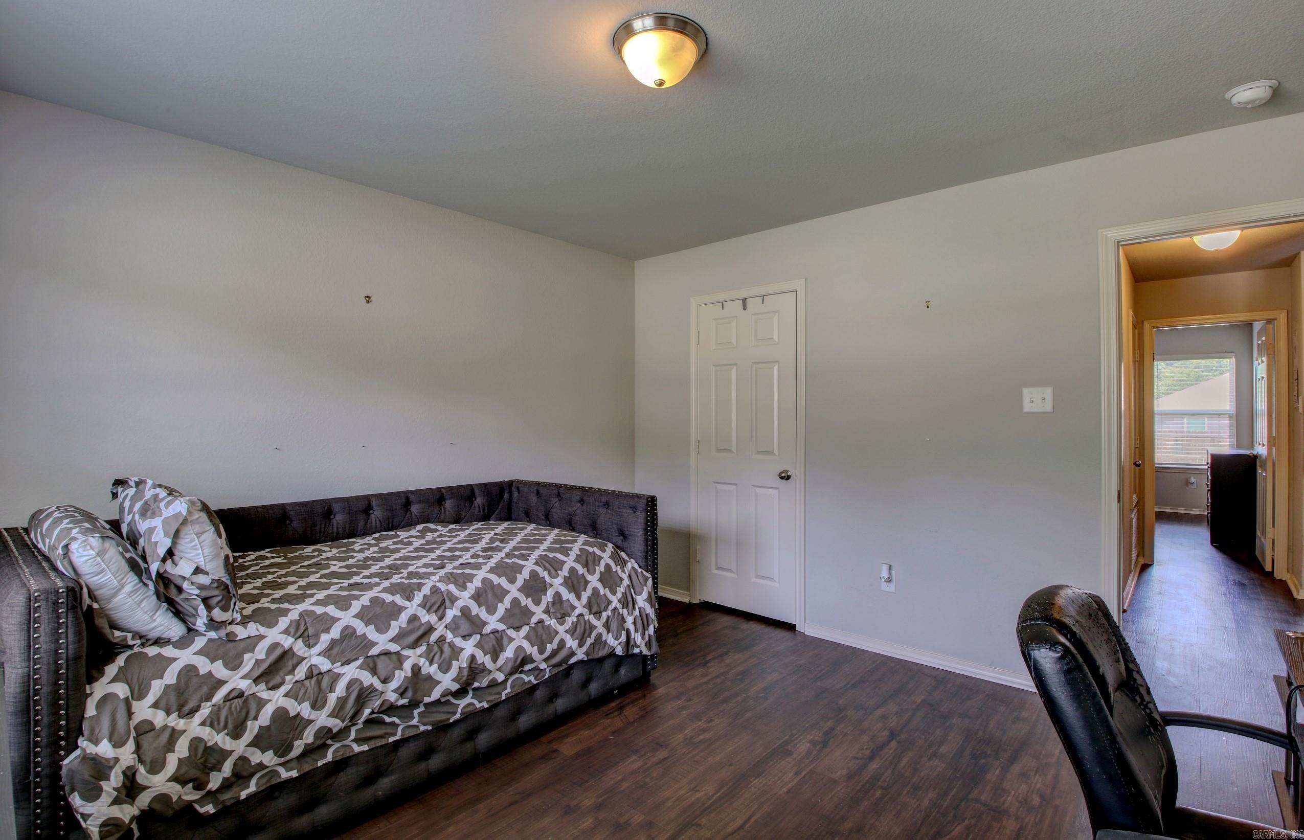 6040 Saddle Hill Drive