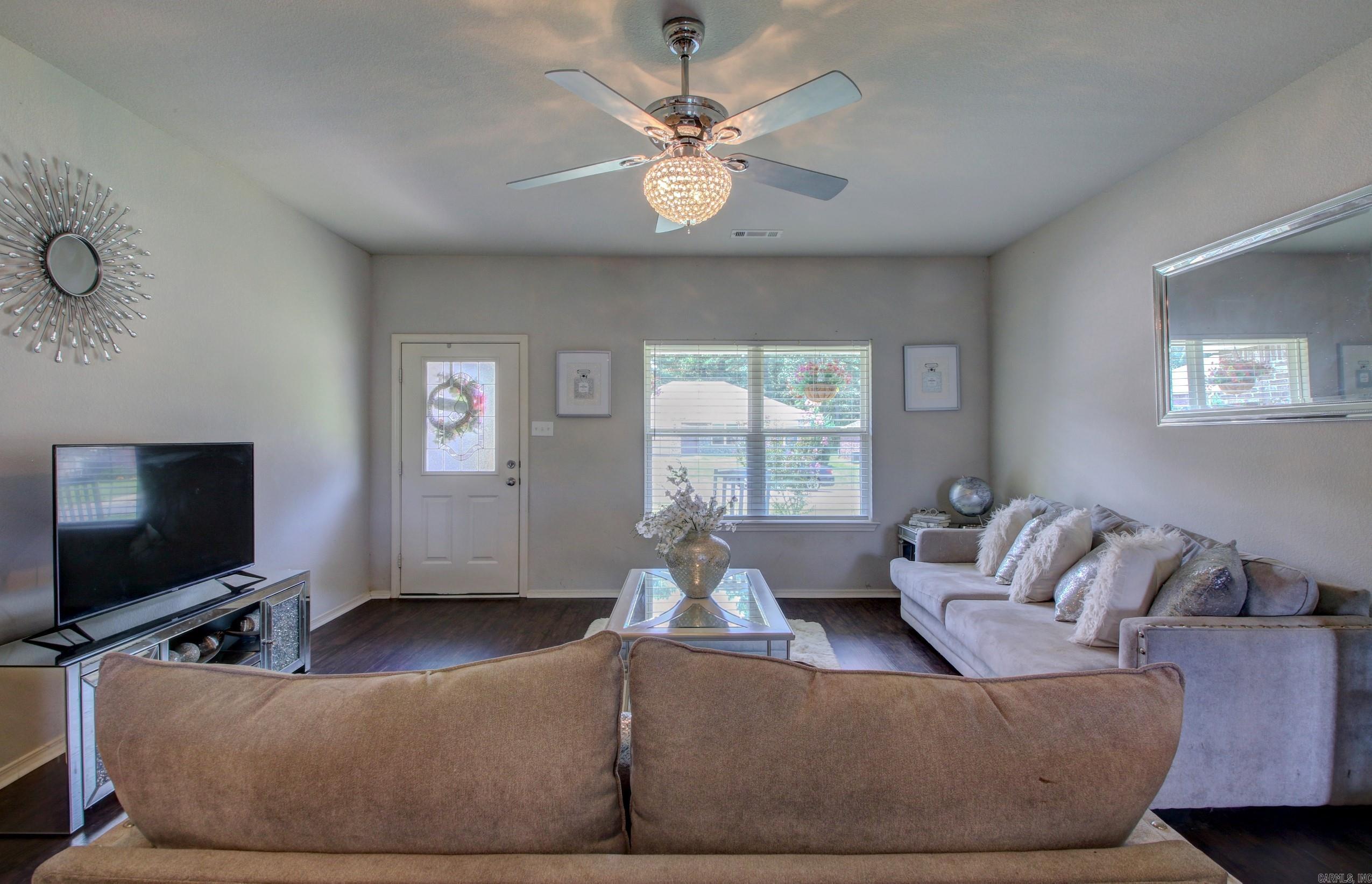 6040 Saddle Hill Drive