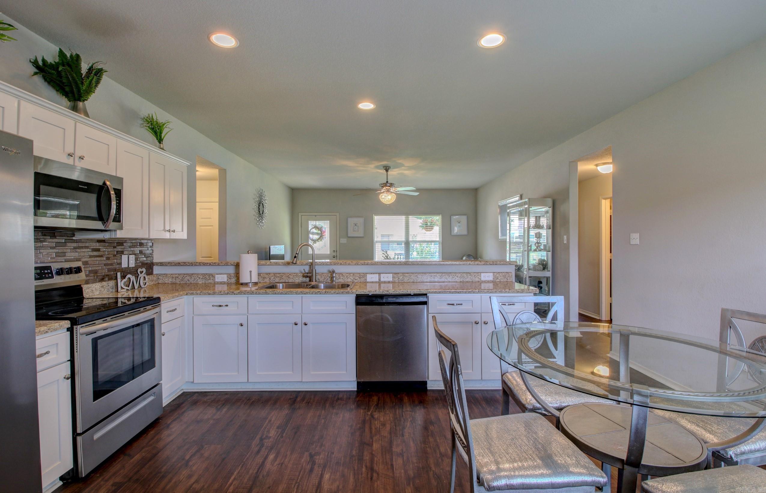 6040 Saddle Hill Drive
