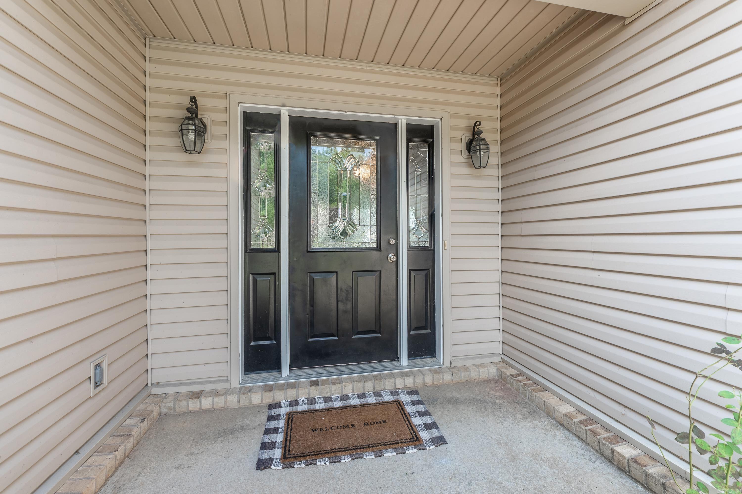 102 Rosebud Circle