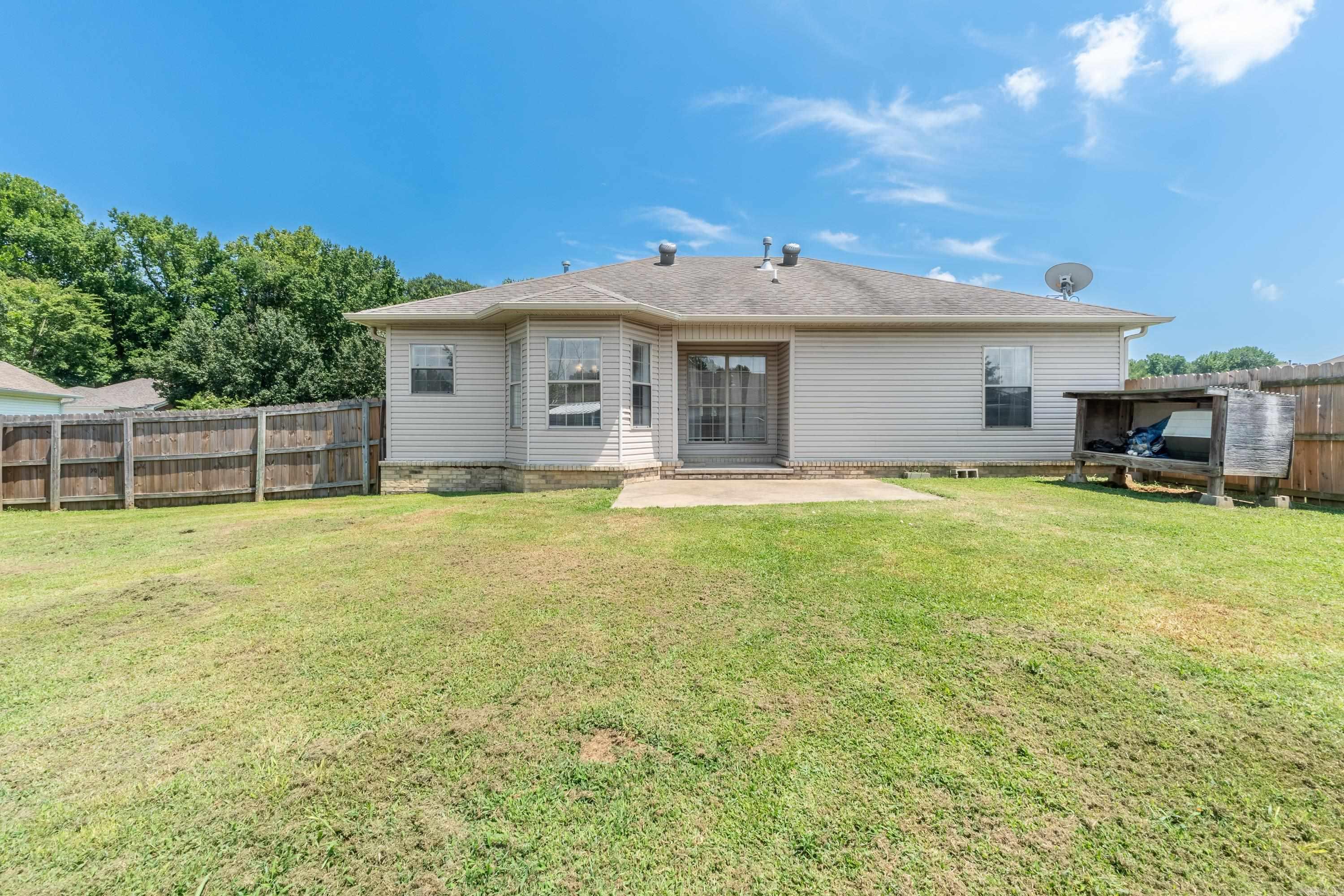 102 Rosebud Circle