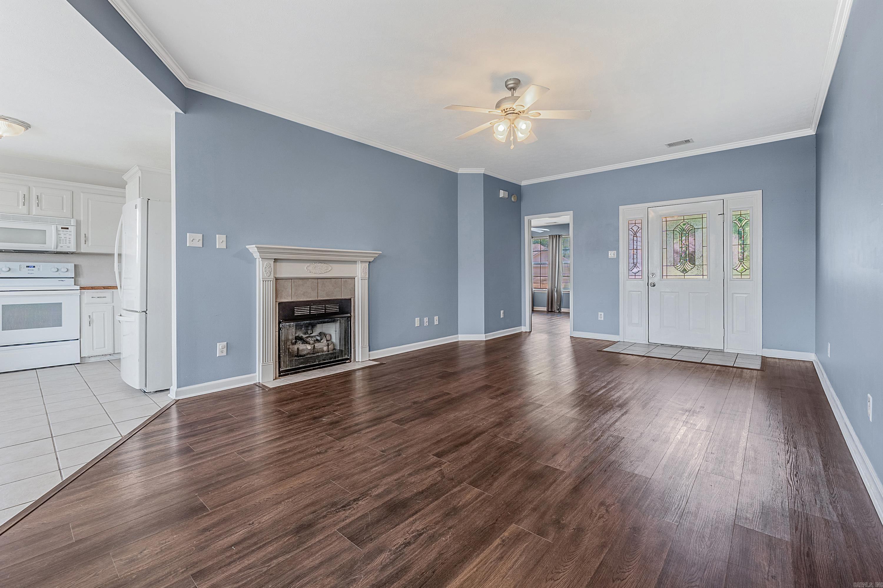 102 Rosebud Circle