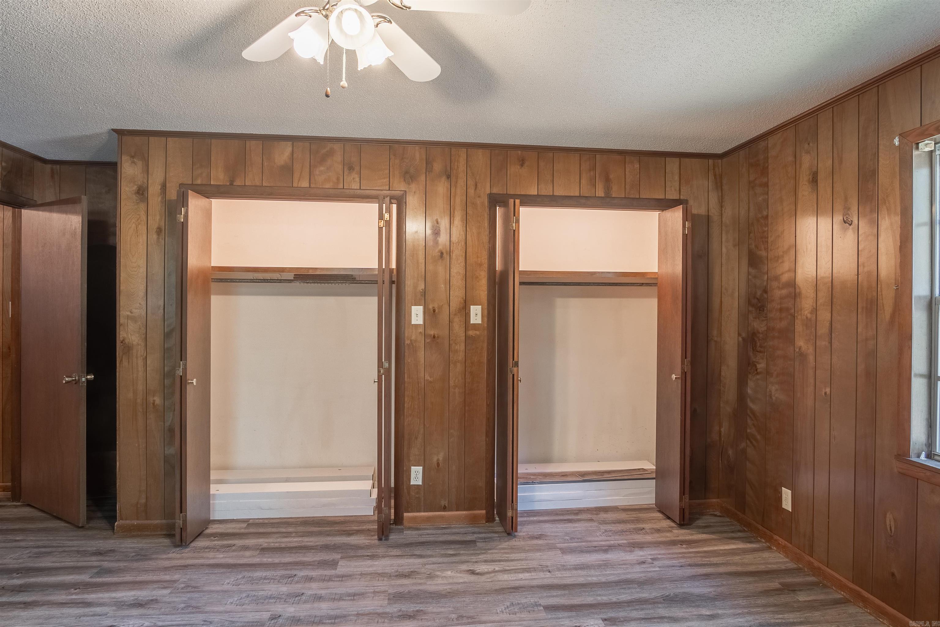 5906 W Republican Road