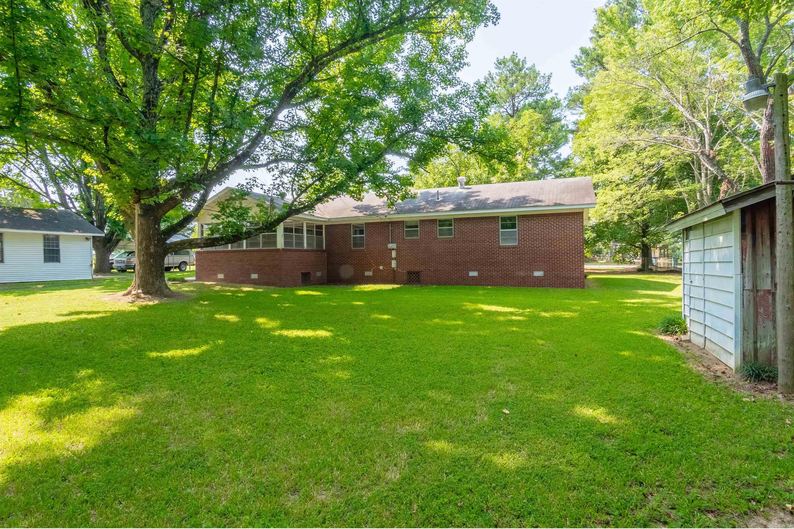 5906 W Republican Road