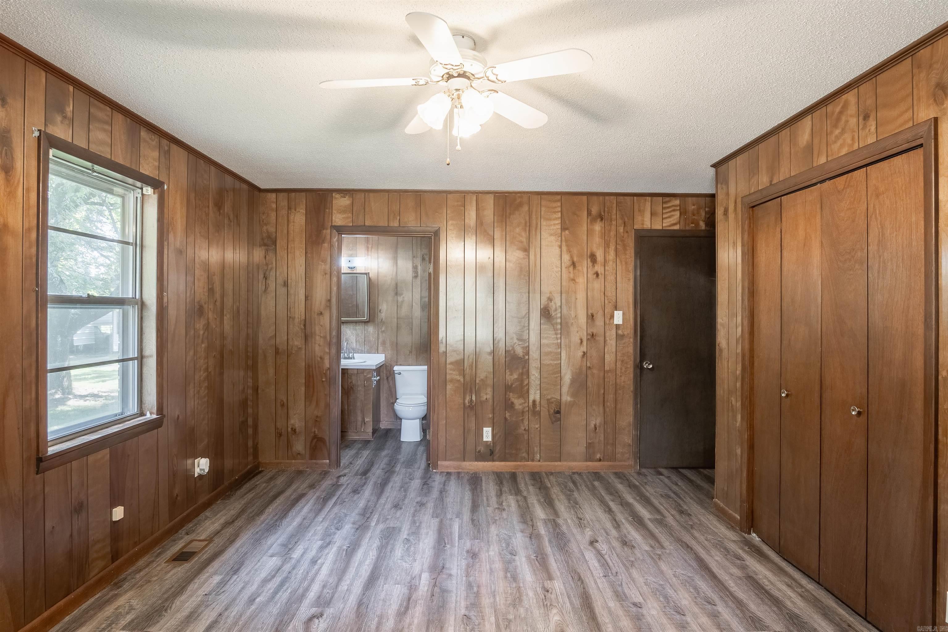 5906 W Republican Road