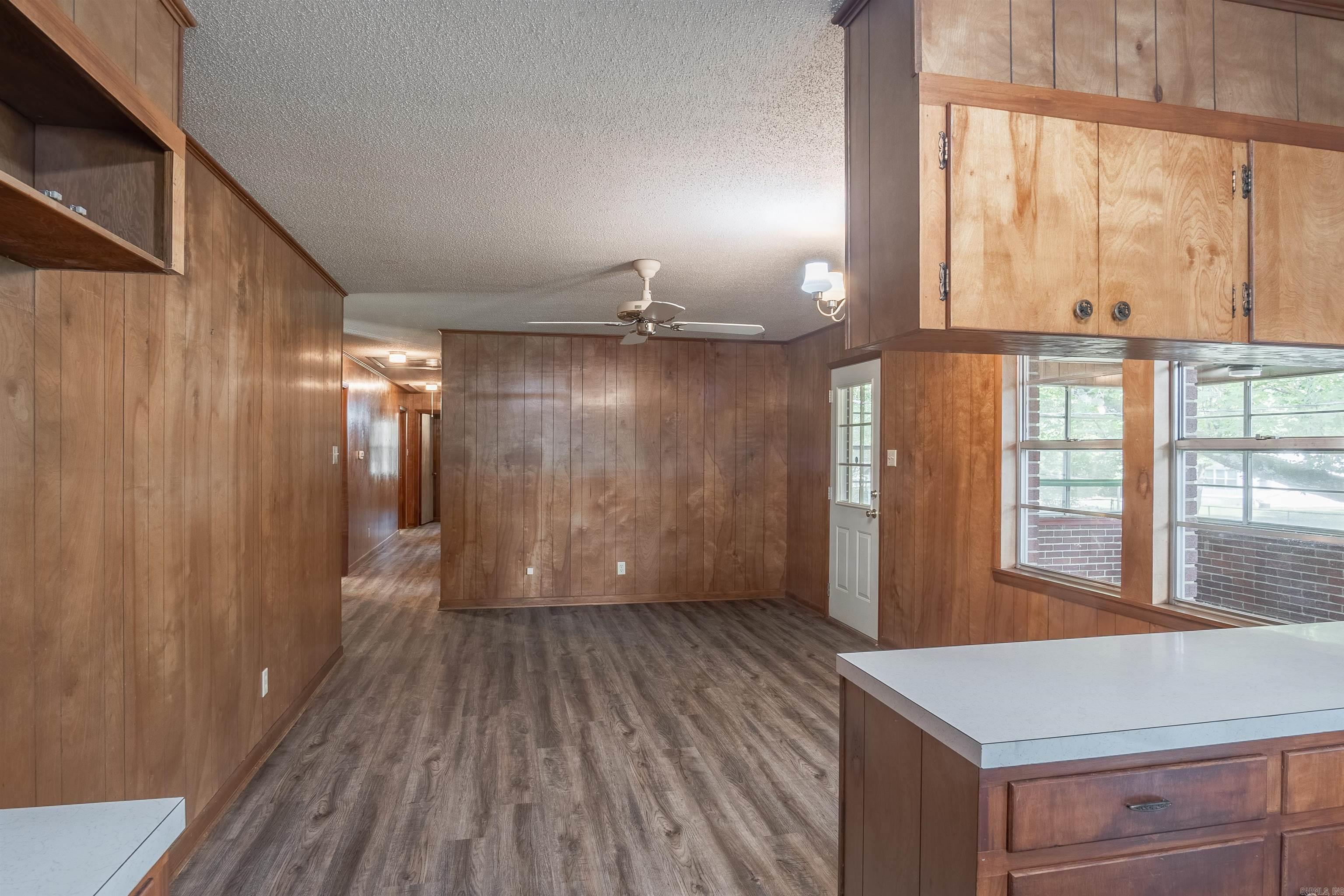 5906 W Republican Road