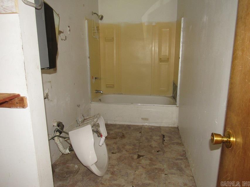 412 Lowery Lane
