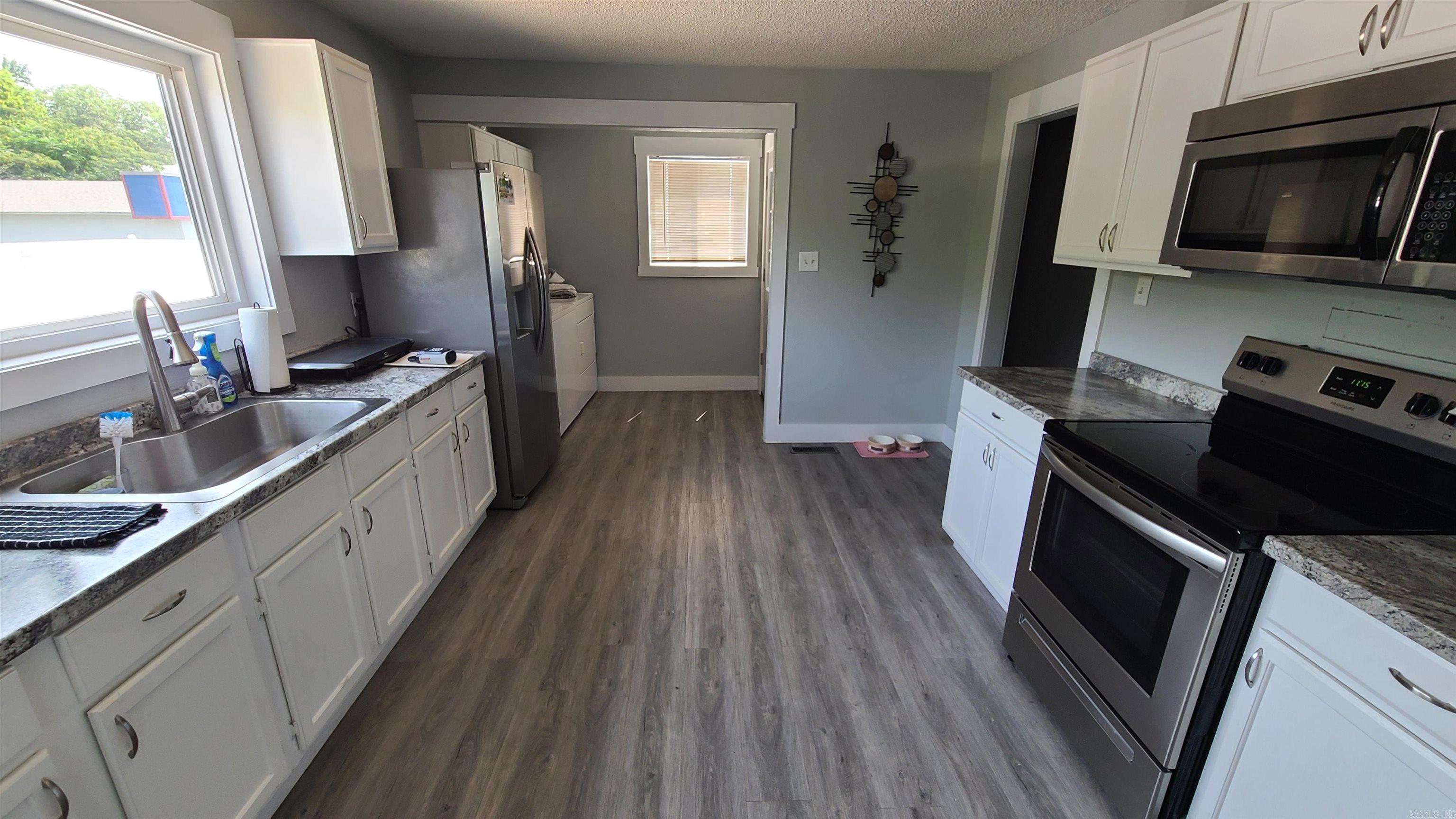 1610 Albert Pike Road