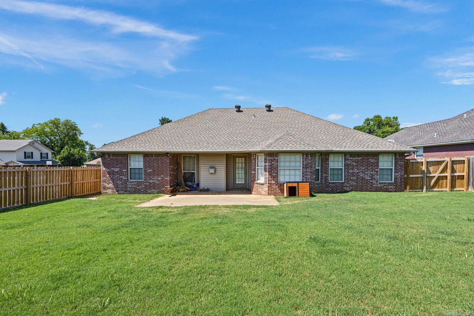 110 Thornwood Lane