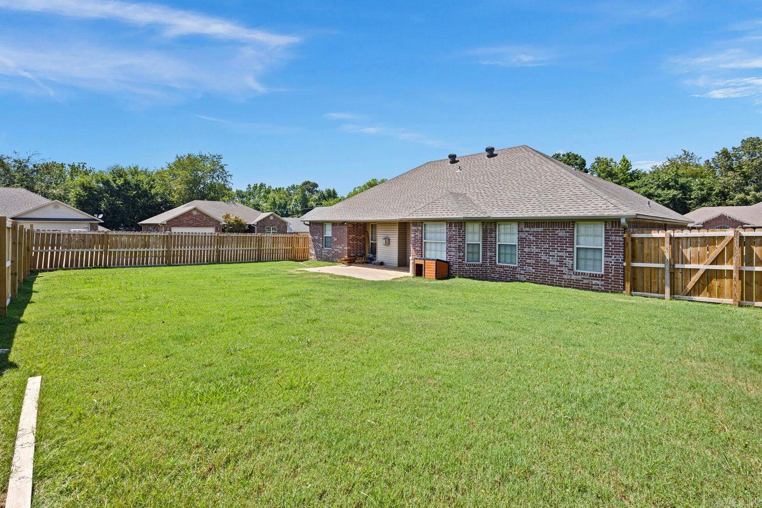 110 Thornwood Lane