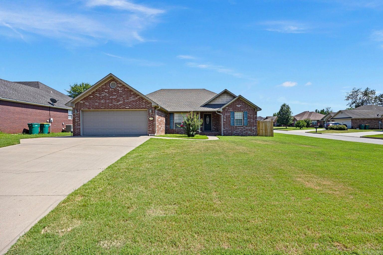 110 Thornwood Lane