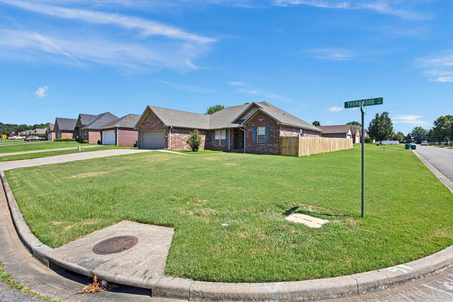 110 Thornwood Lane