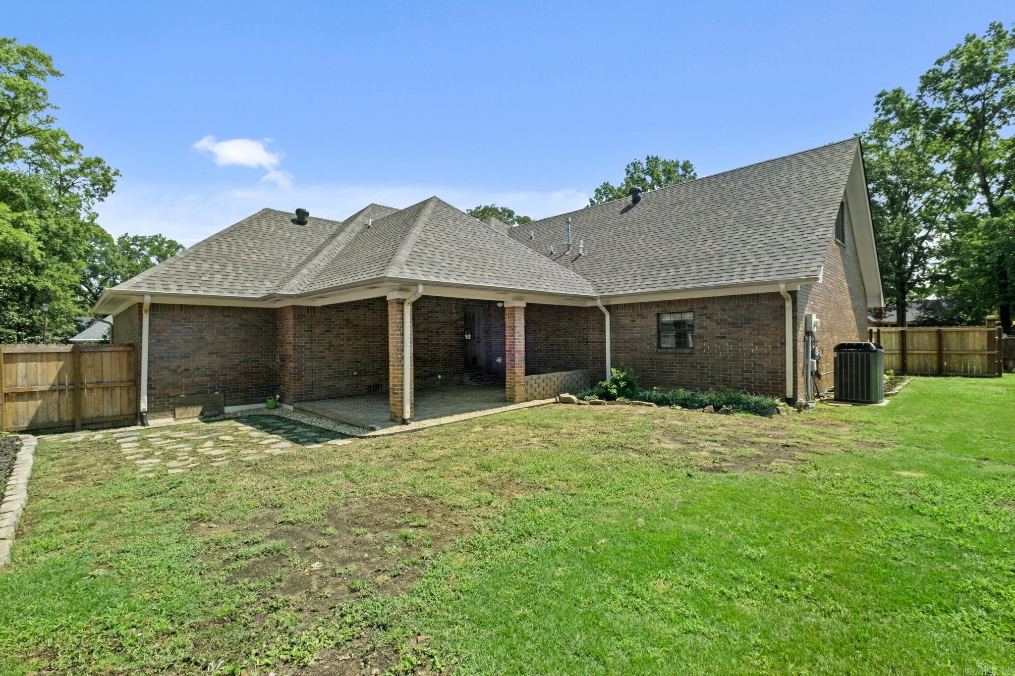 58 Shady Valley Drive