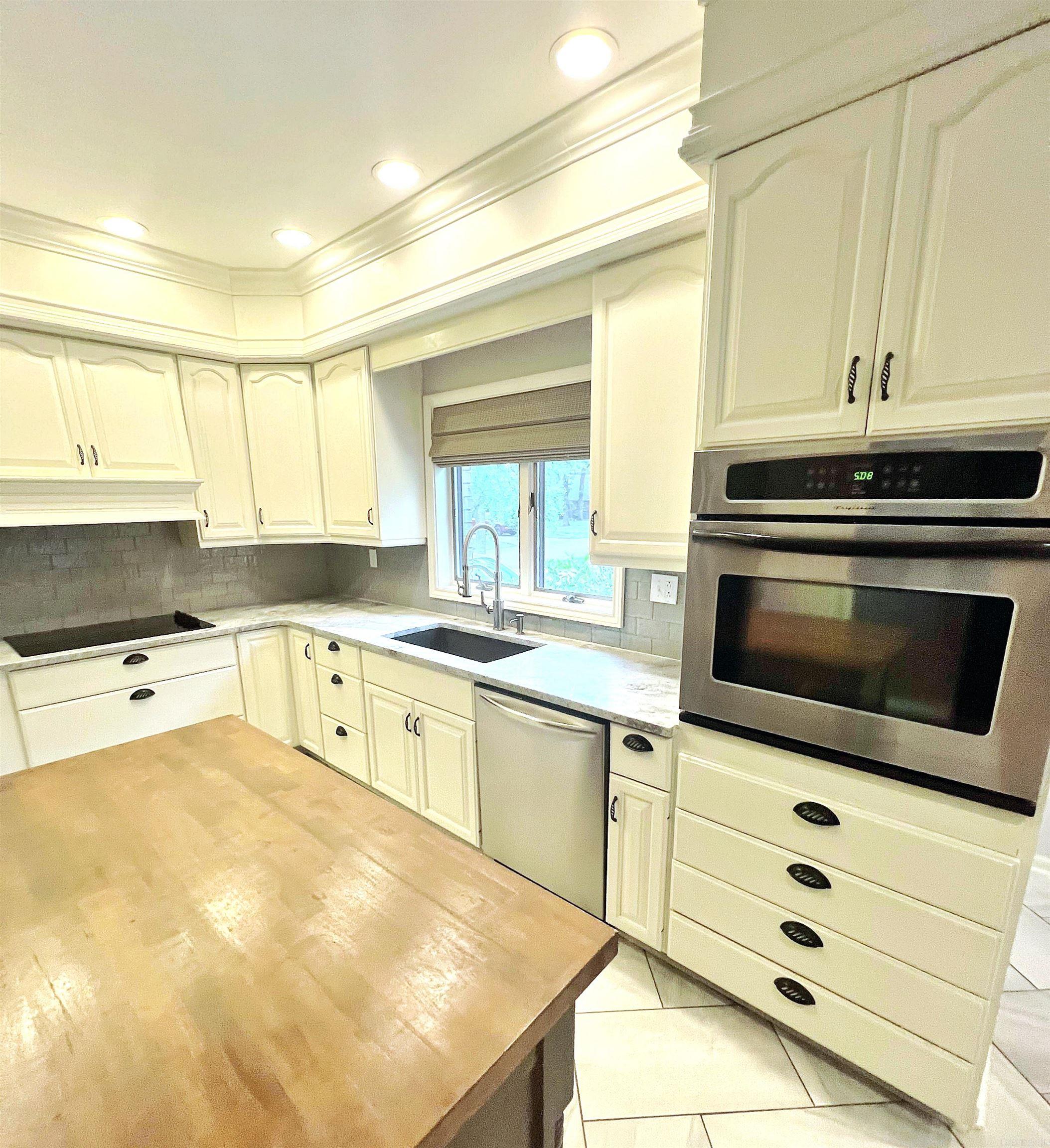 58 Shady Valley Drive