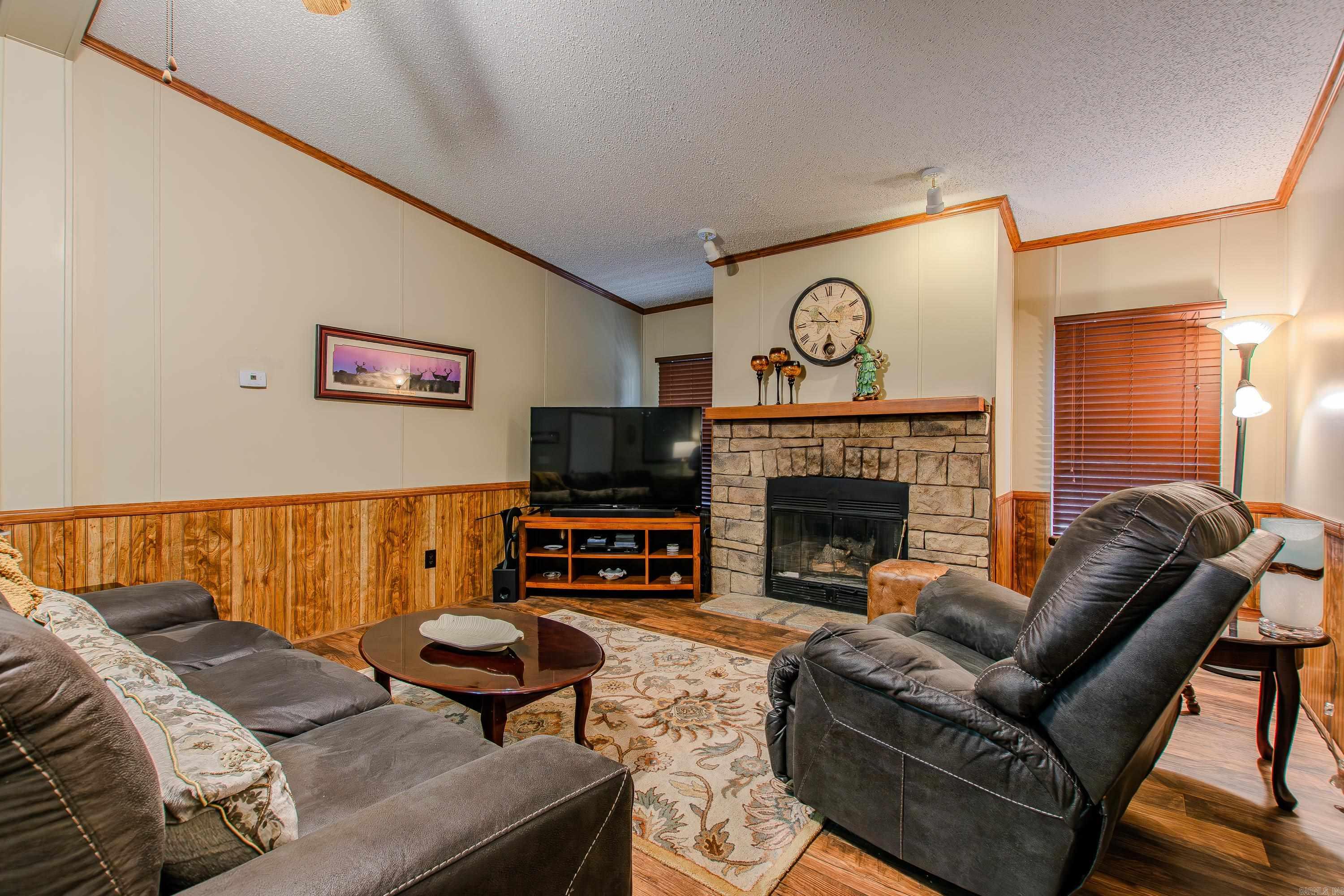 4624 N Detonti Road