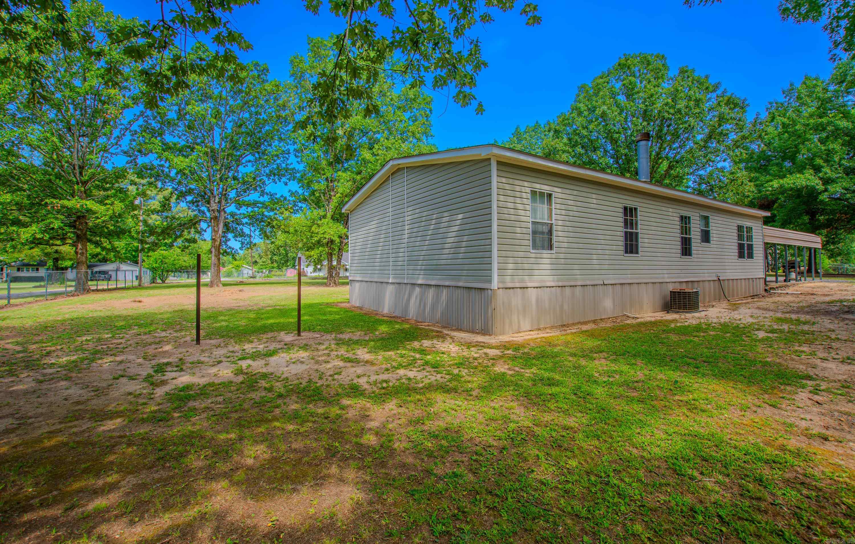 4624 N Detonti Road