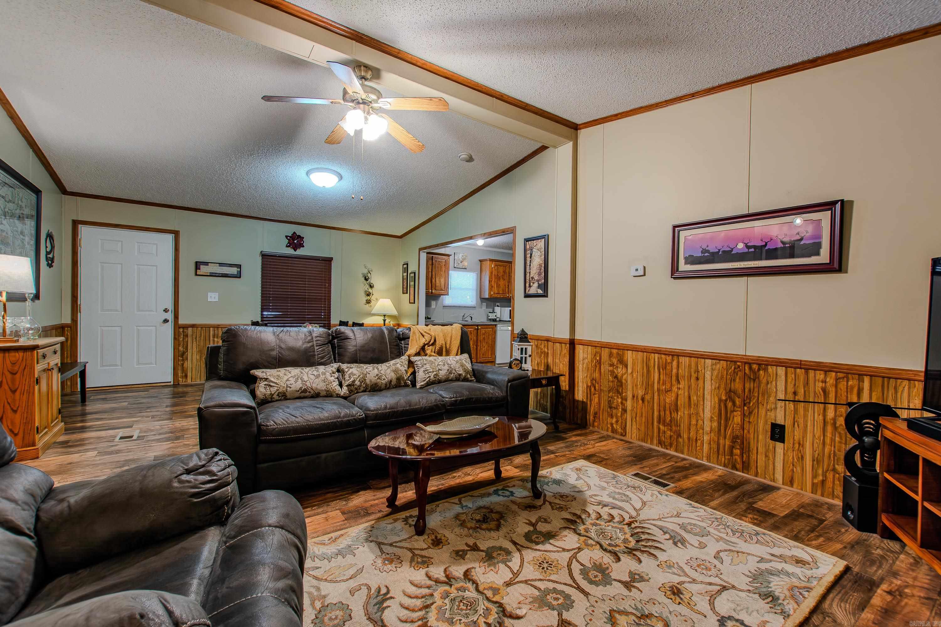 4624 N Detonti Road