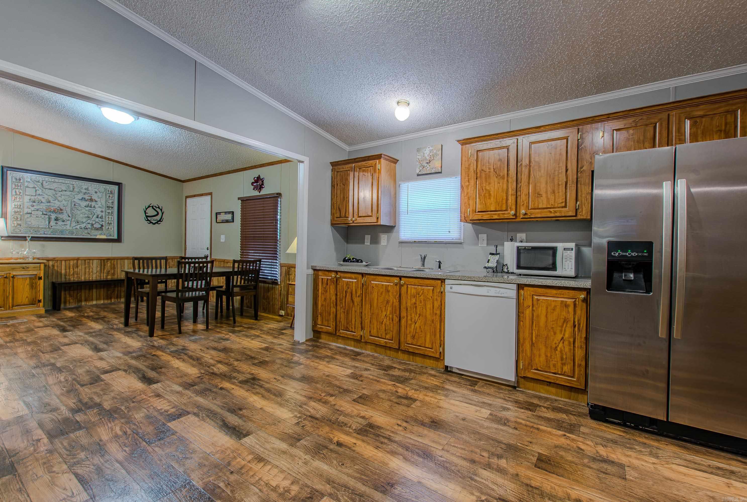 4624 N Detonti Road