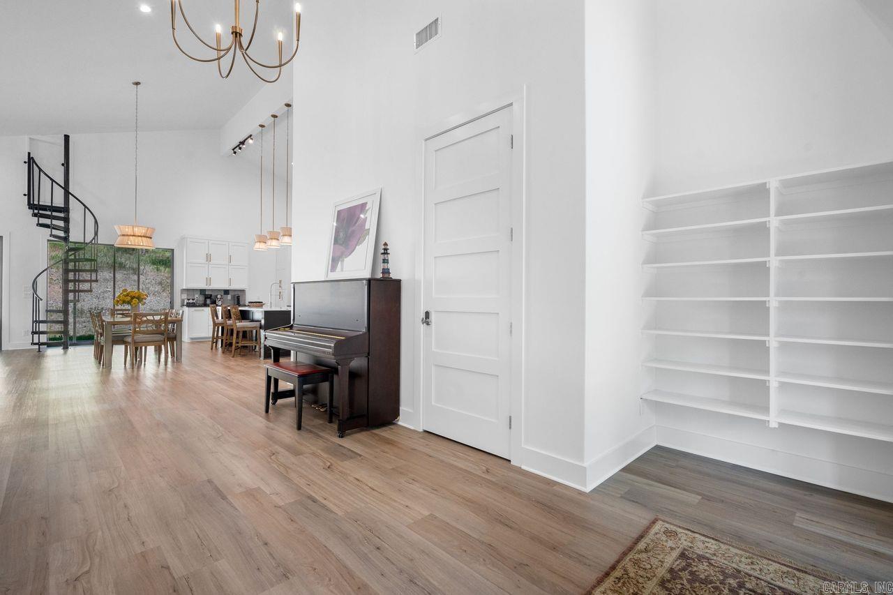 1219 Cedarglade Road