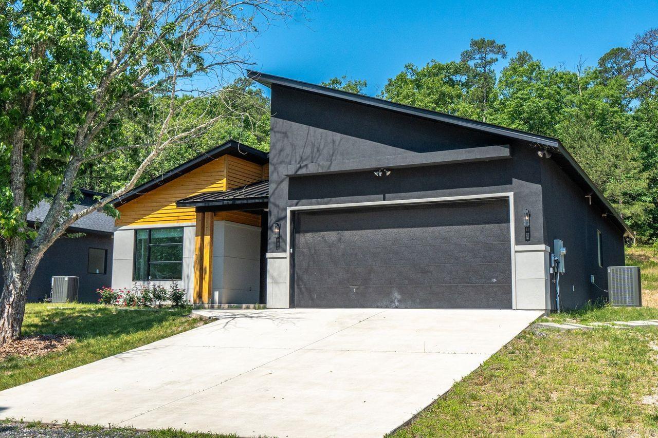 1219 Cedarglade Road