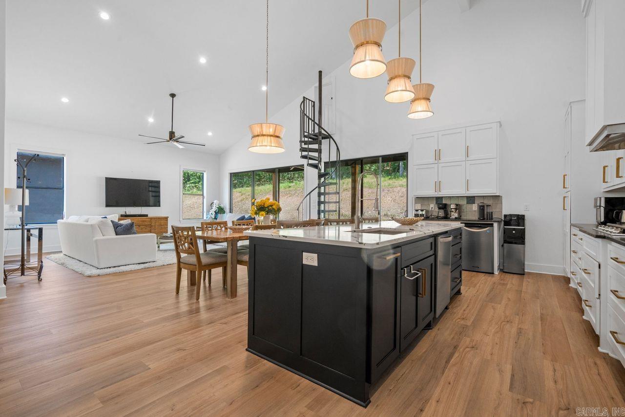 1219 Cedarglade Road