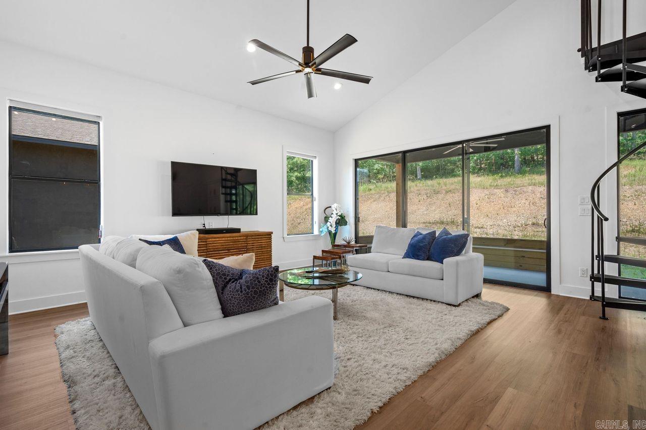 1219 Cedarglade Road