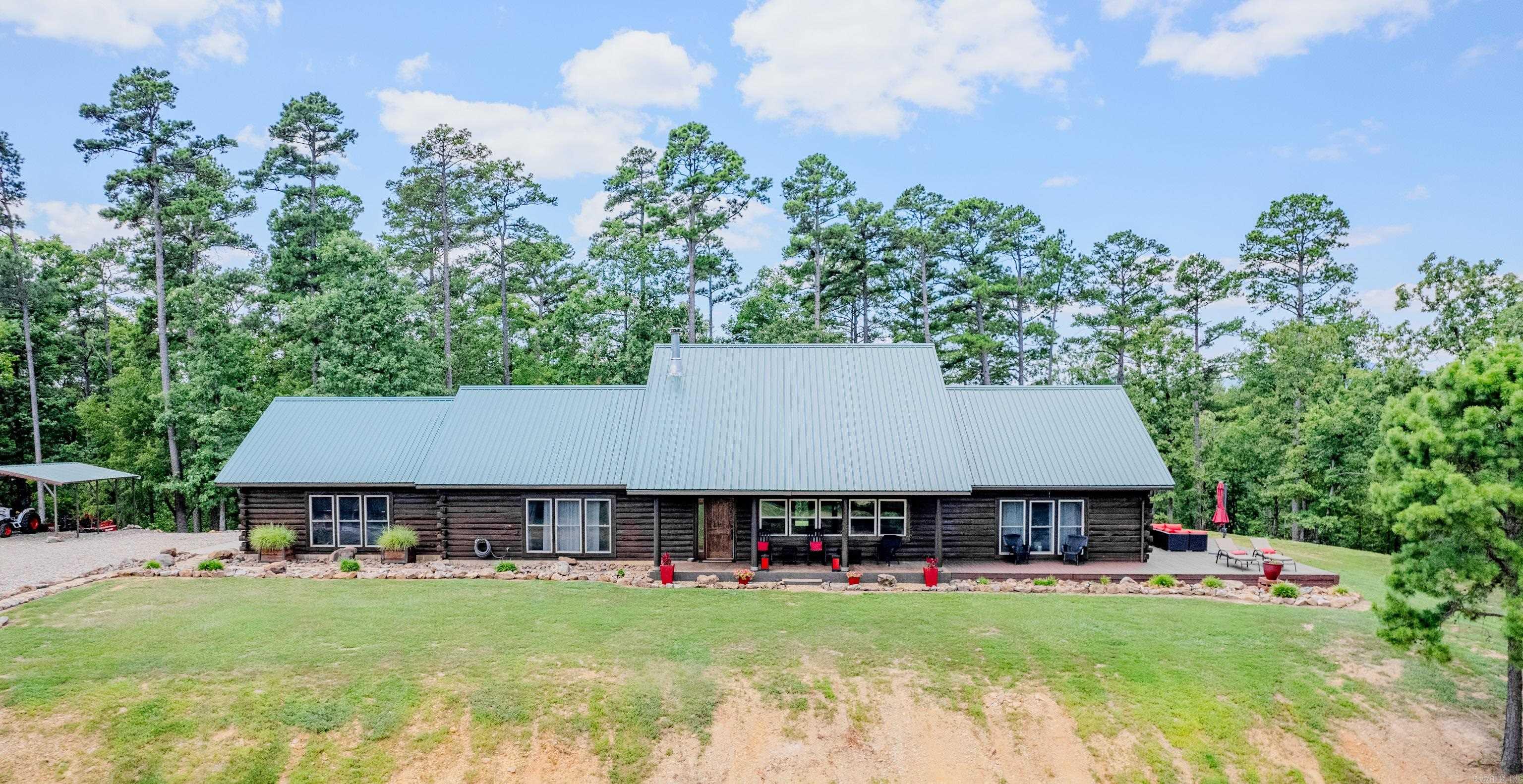 221 Muddy Creek Cove