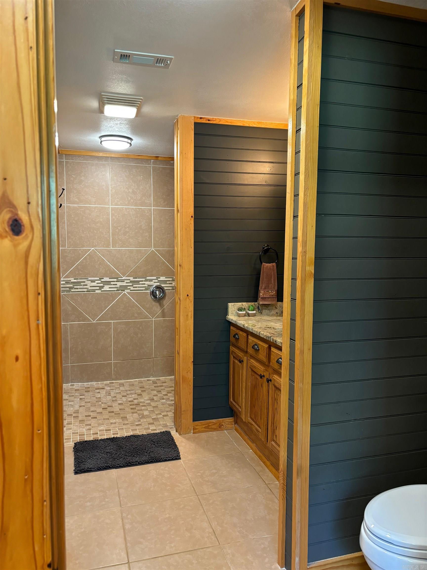 221 Muddy Creek Cove