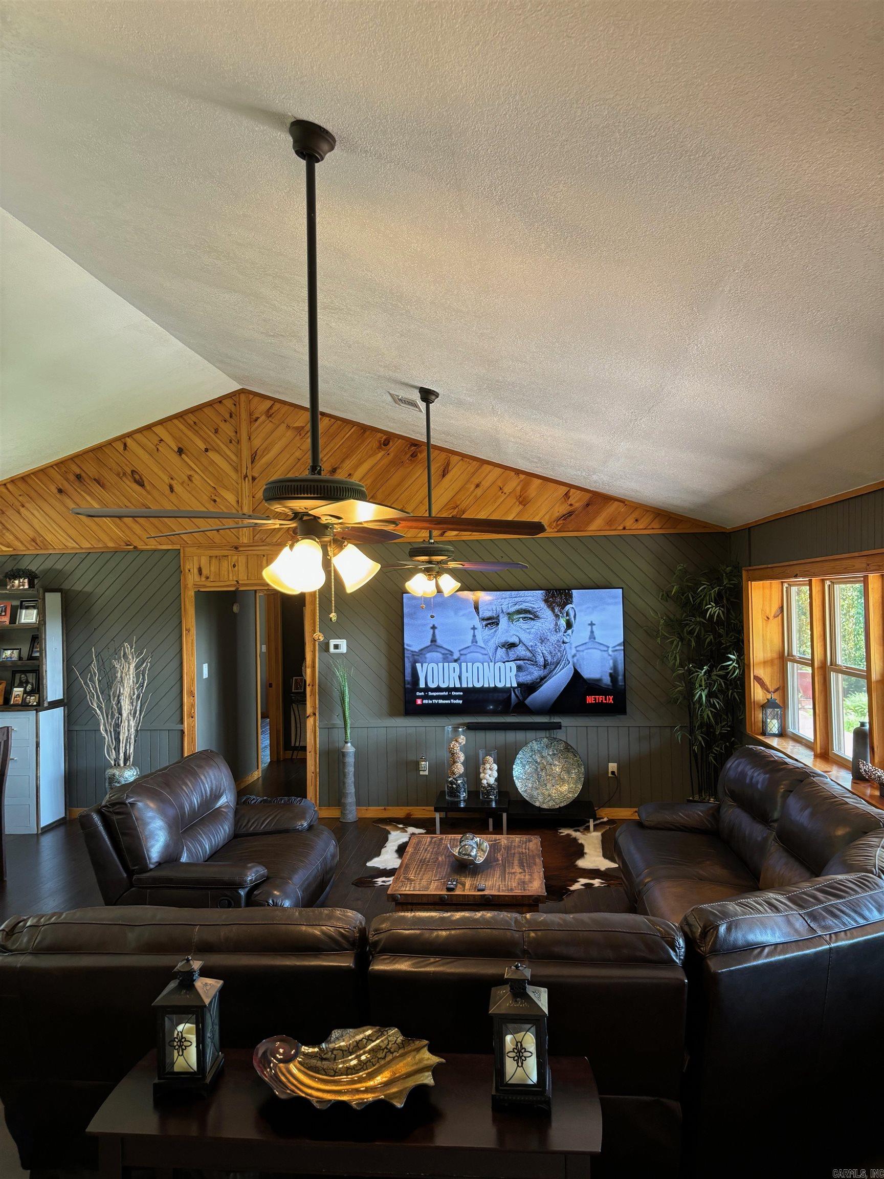221 Muddy Creek Cove