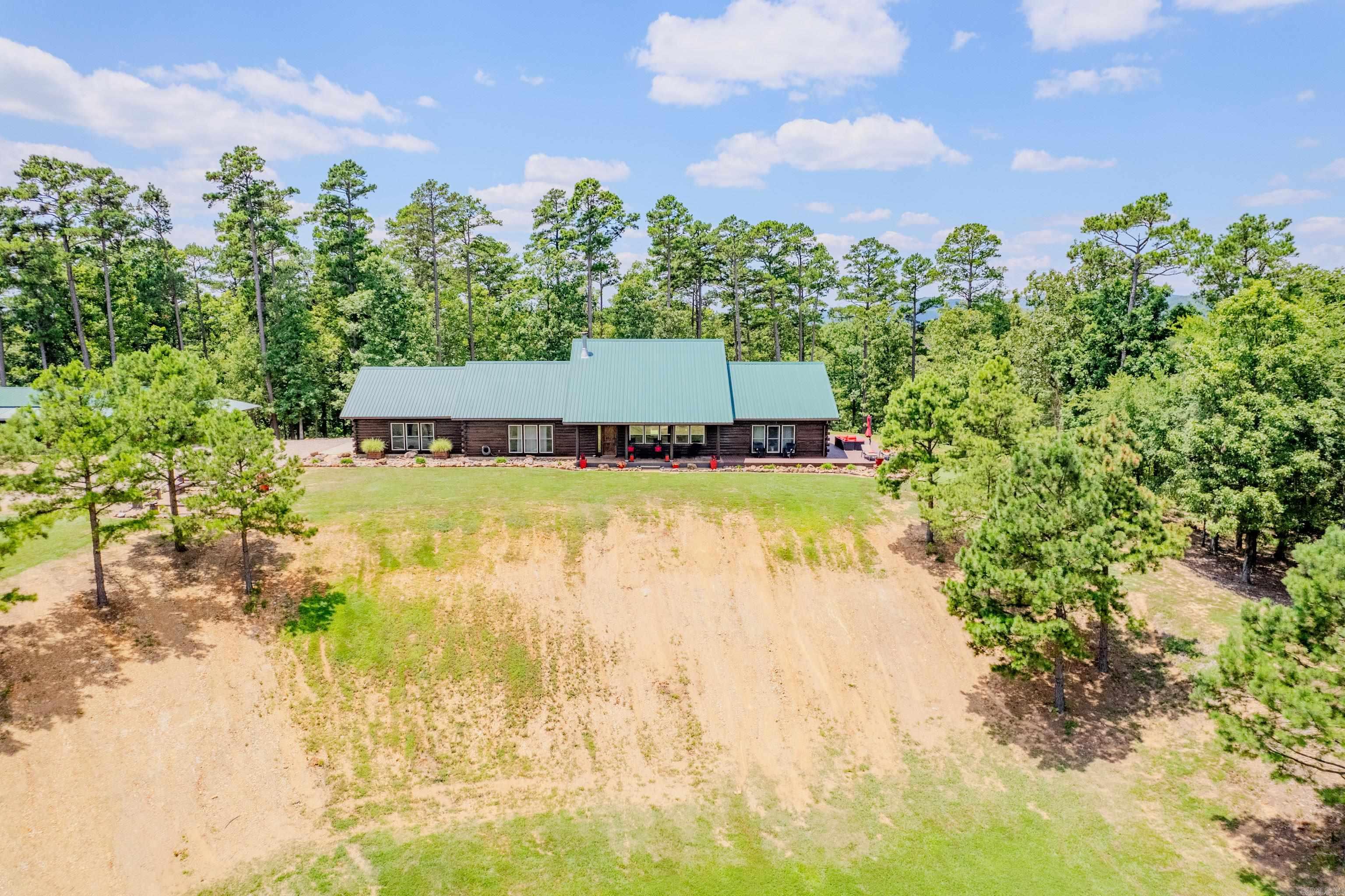 221 Muddy Creek Cove
