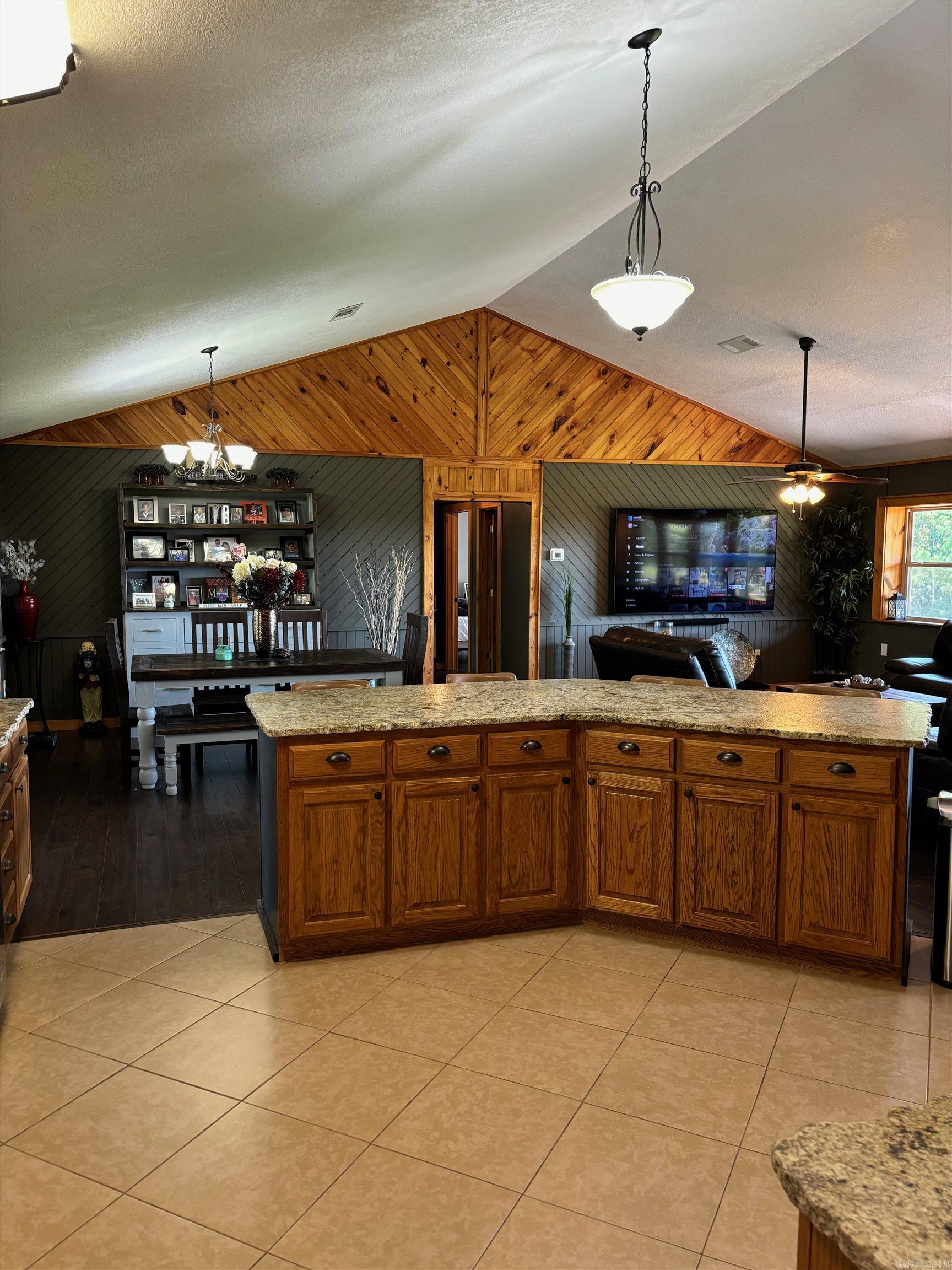 221 Muddy Creek Cove