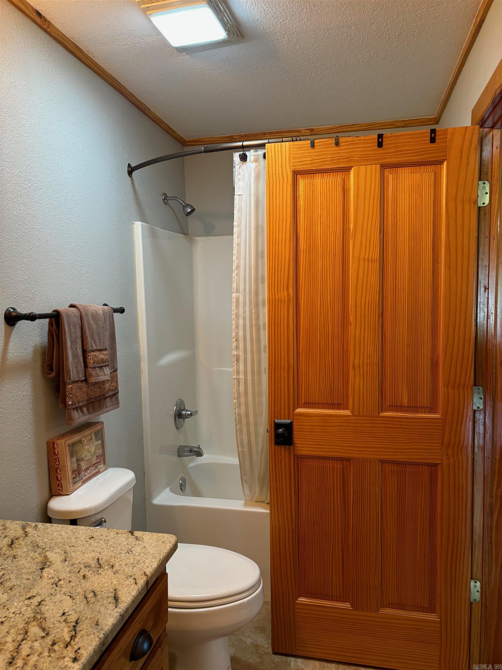 221 Muddy Creek Cove