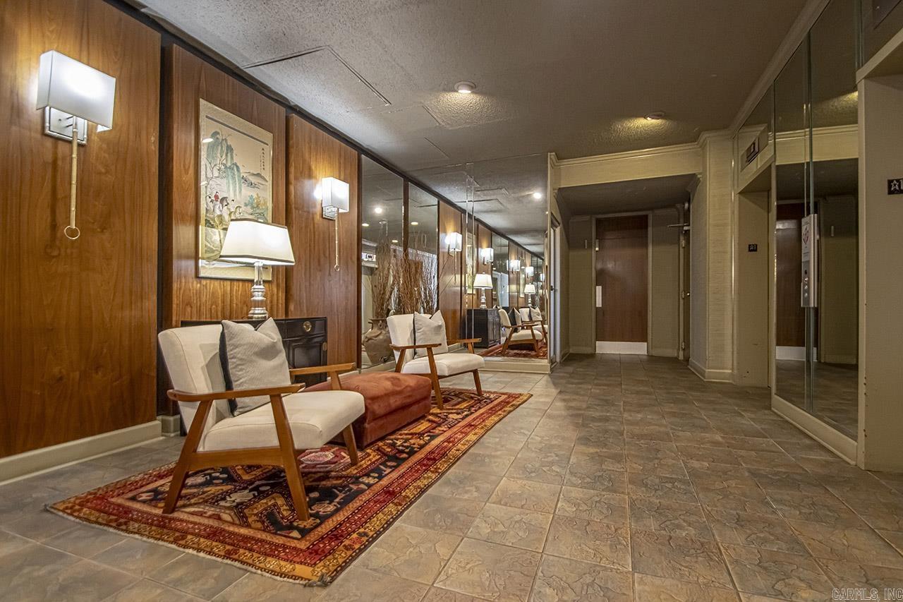 700 E 9Th Street Unit: 4D