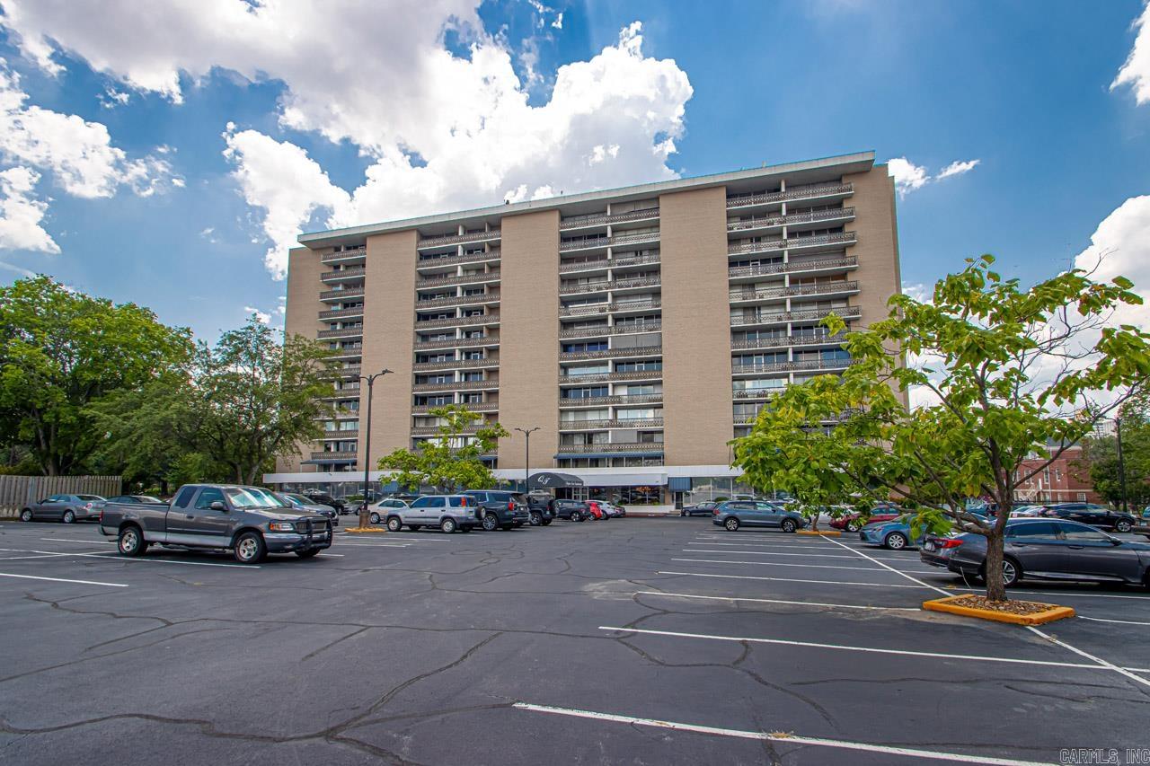 700 E 9Th Street Unit: 4D