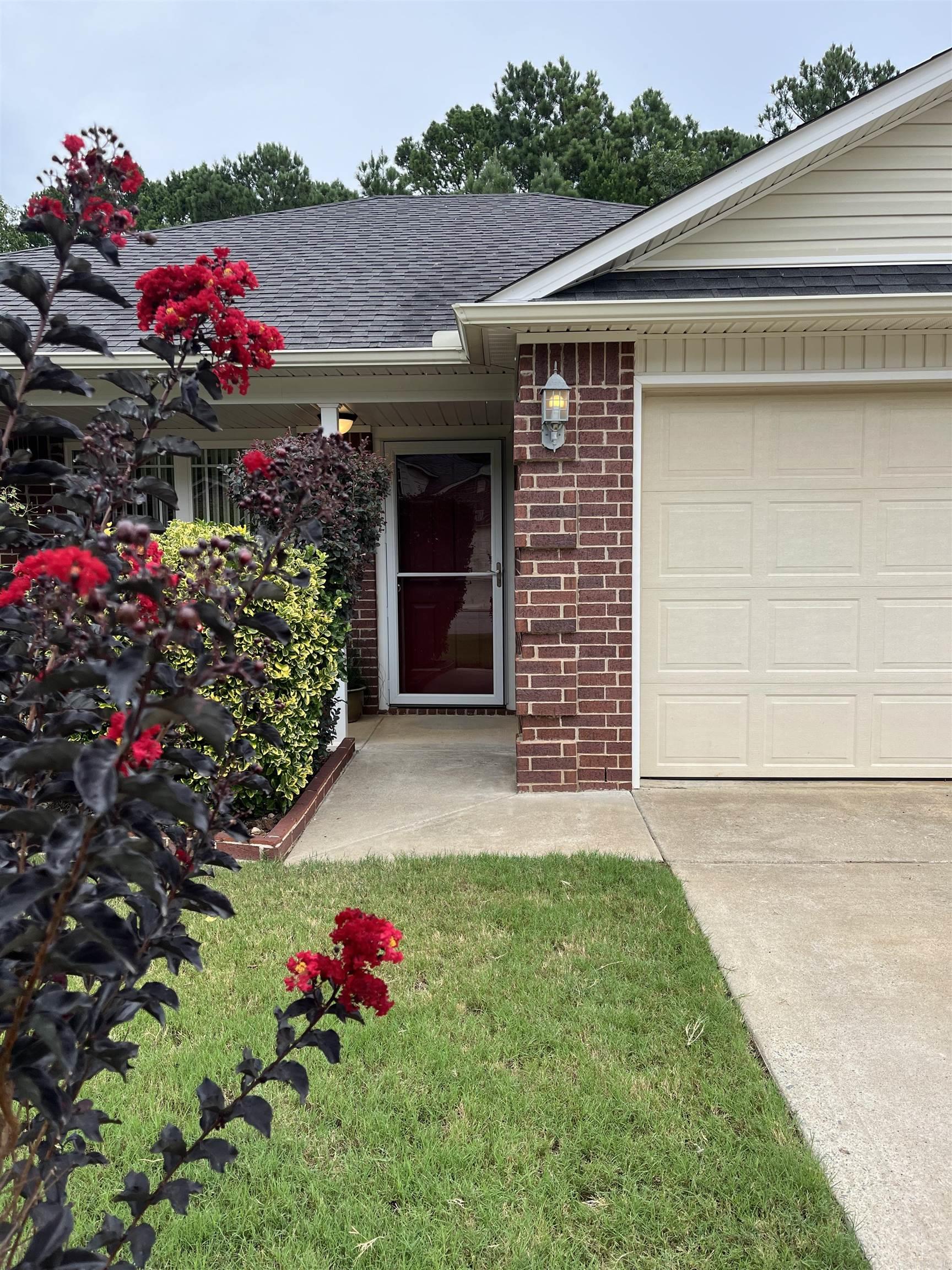 9112 Pleasant Valley Drive