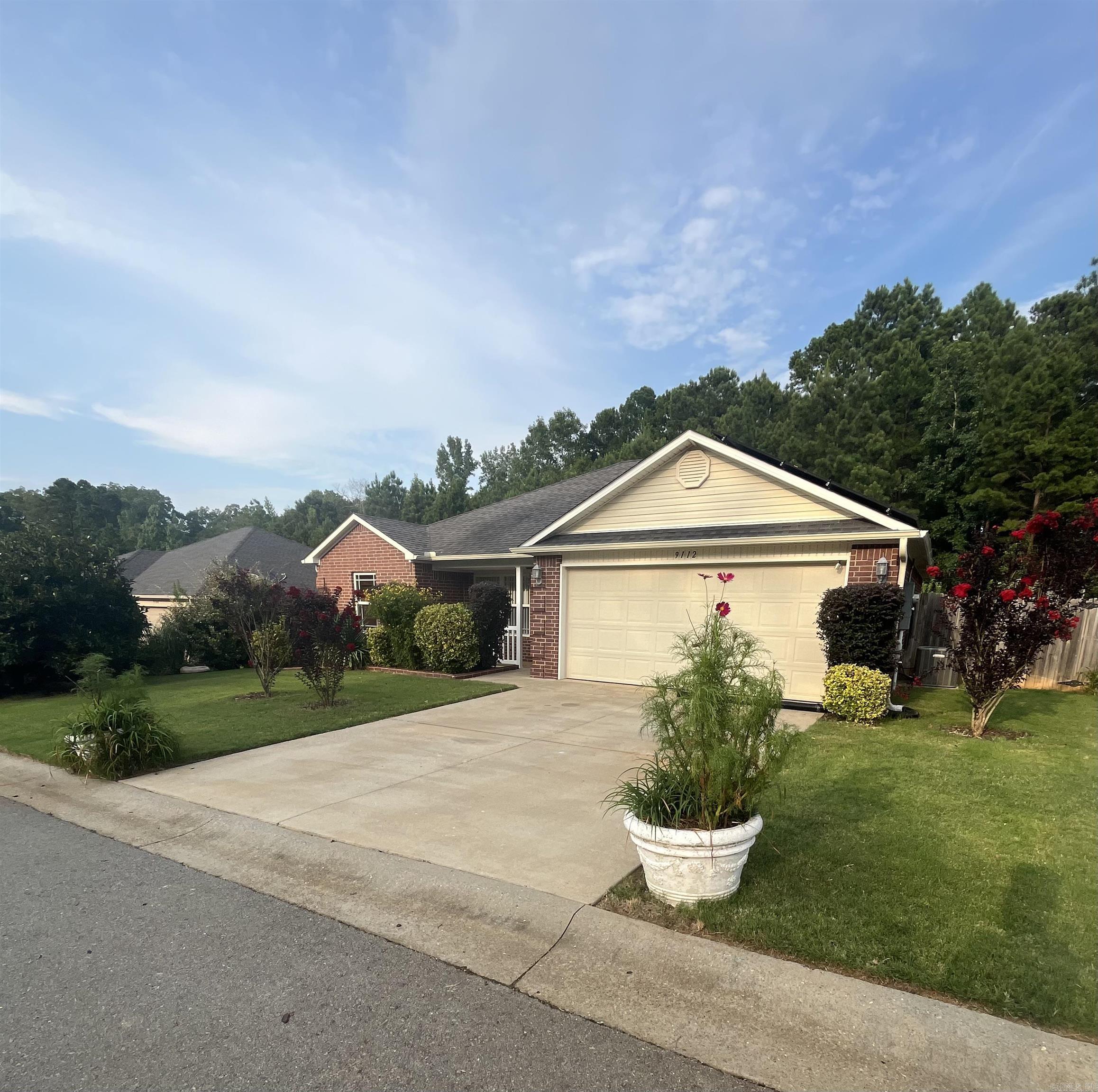 9112 Pleasant Valley Drive