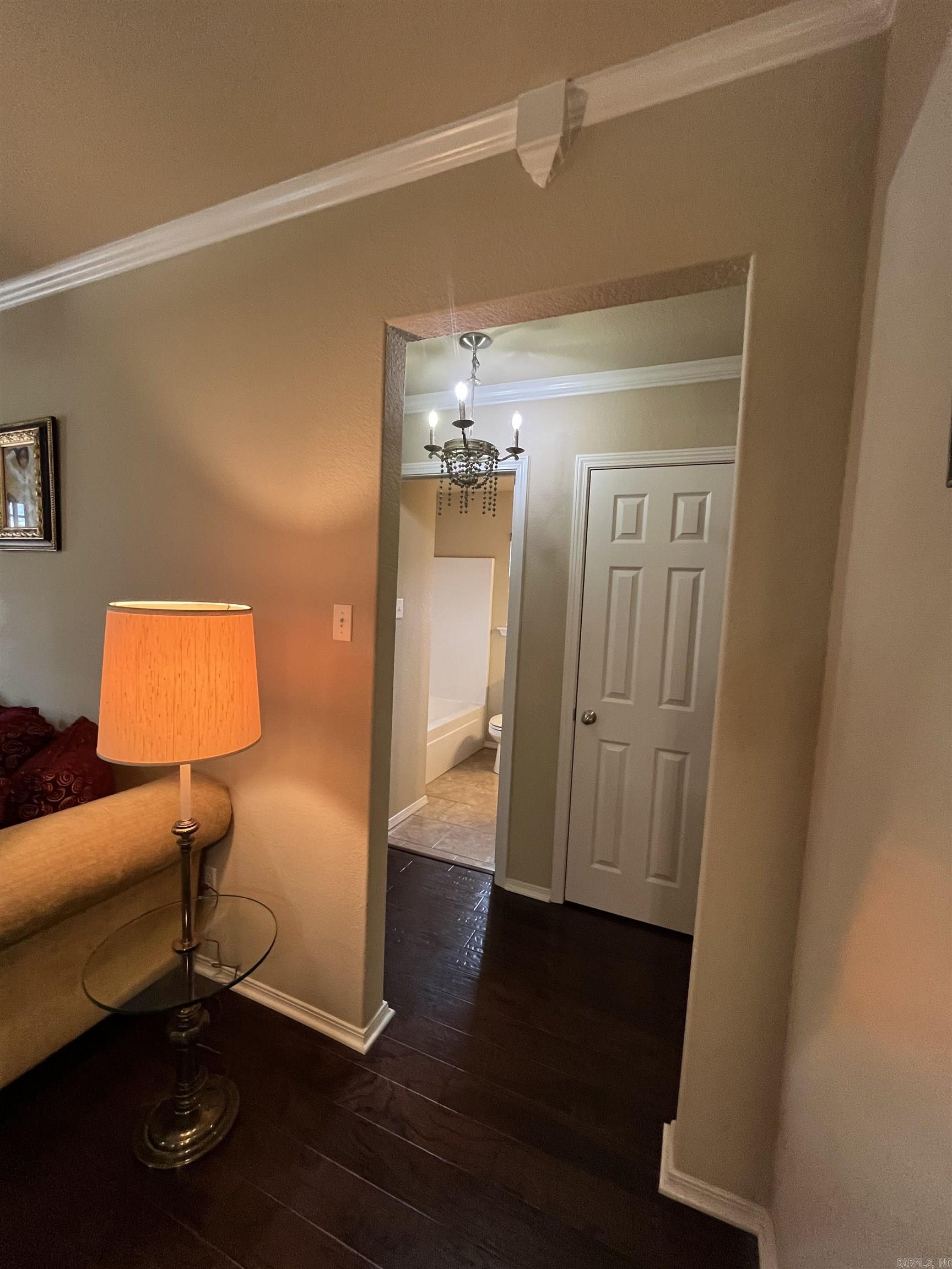 9112 Pleasant Valley Drive