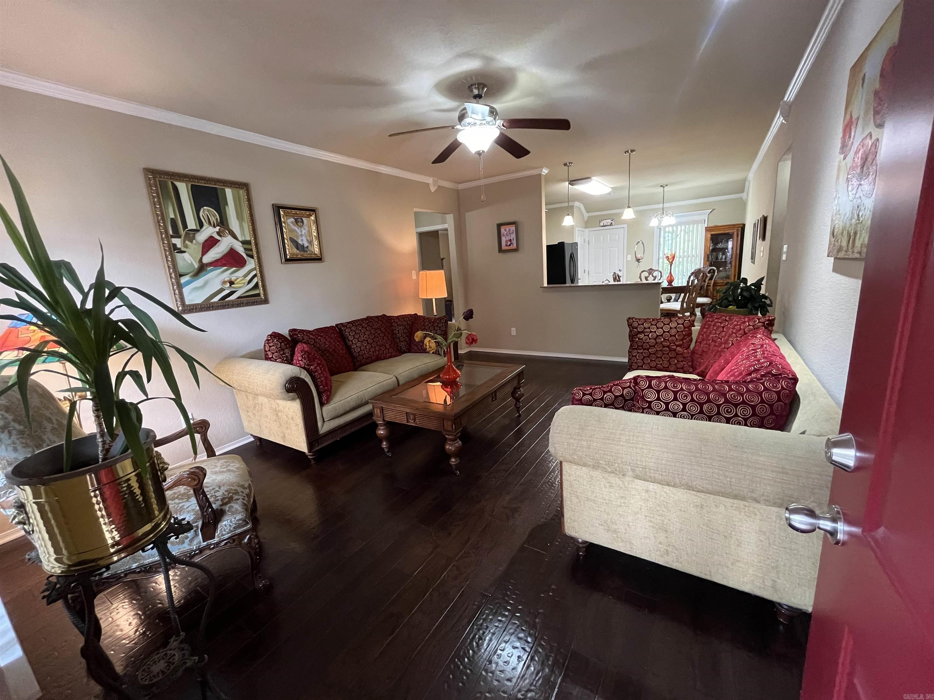 9112 Pleasant Valley Drive