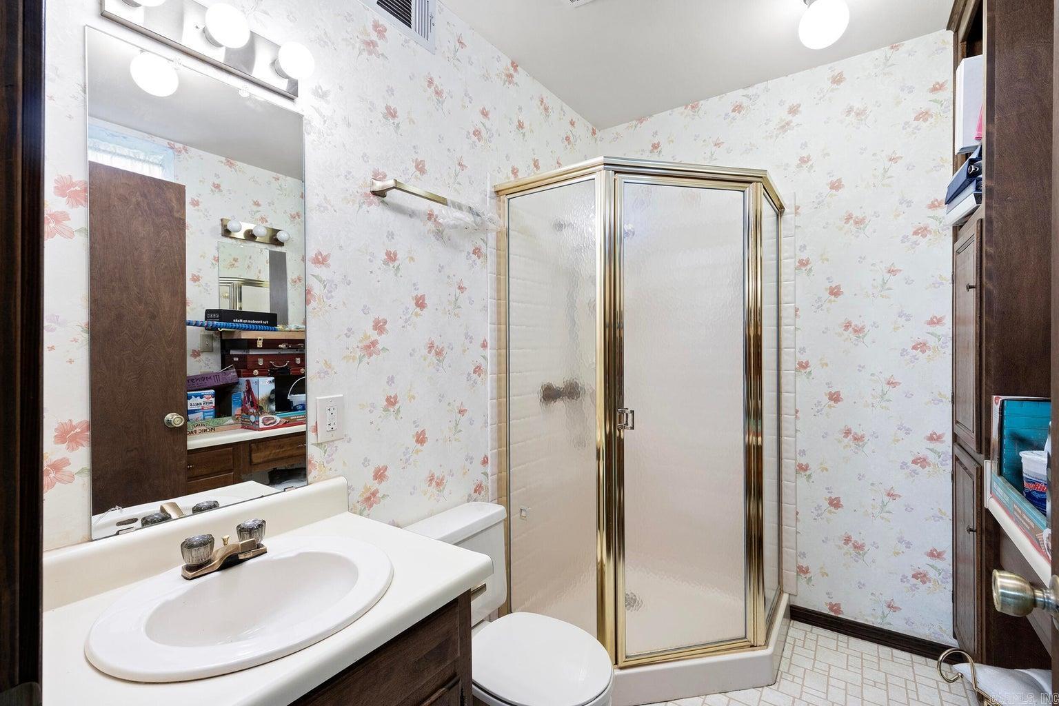 1282 Pleasant View Road