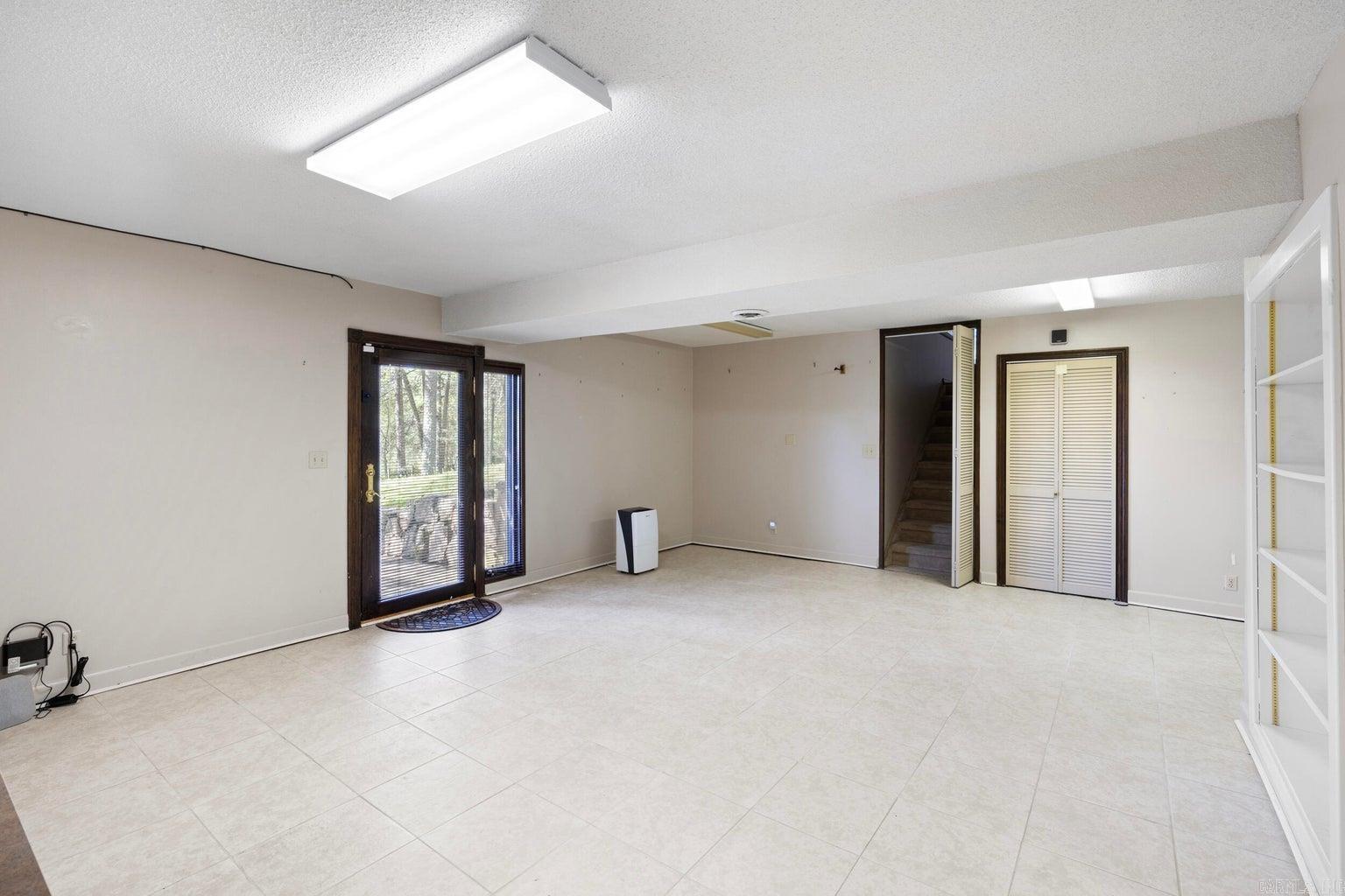 1282 Pleasant View Road