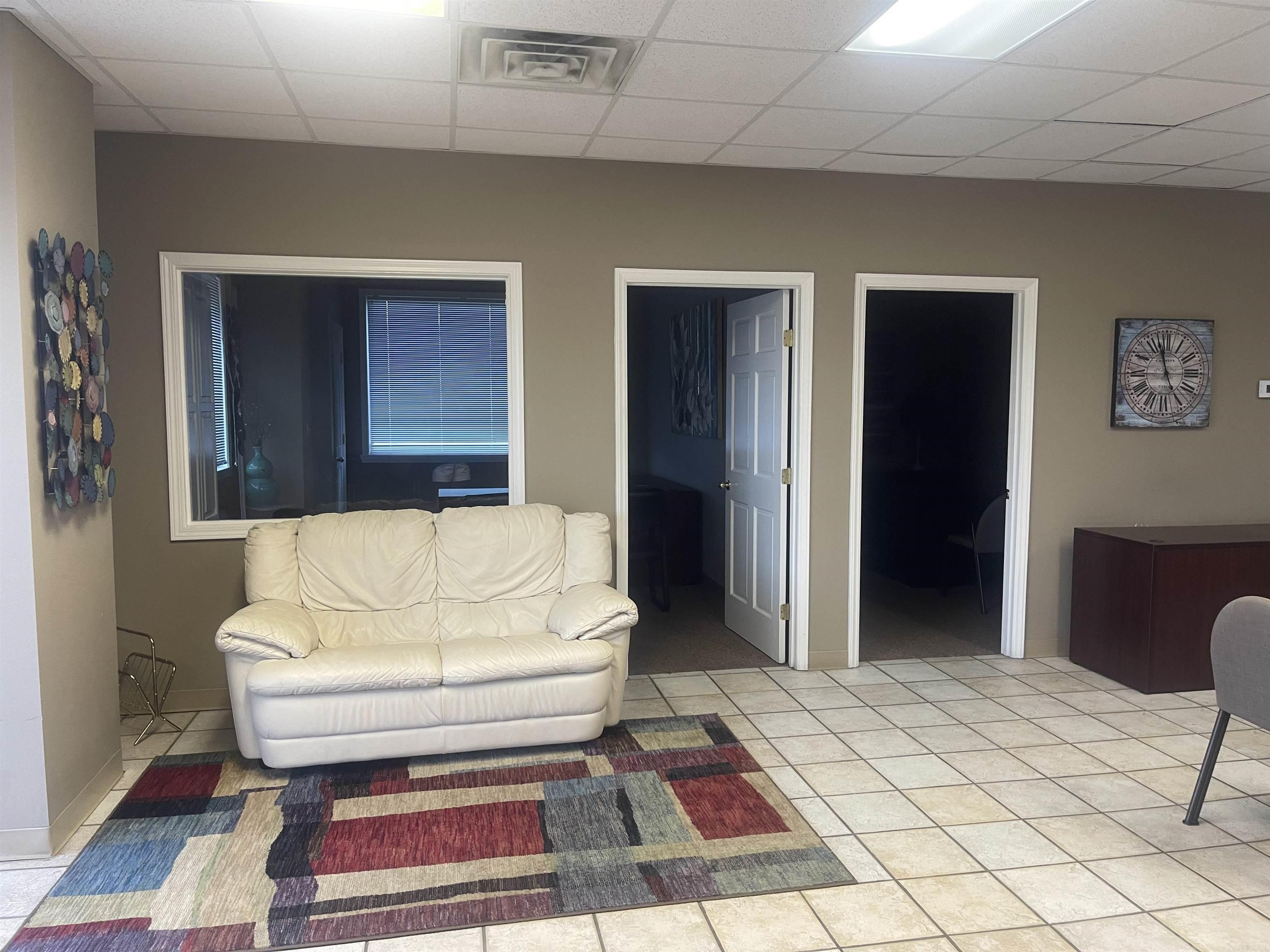 1715 T P WHITE Drive