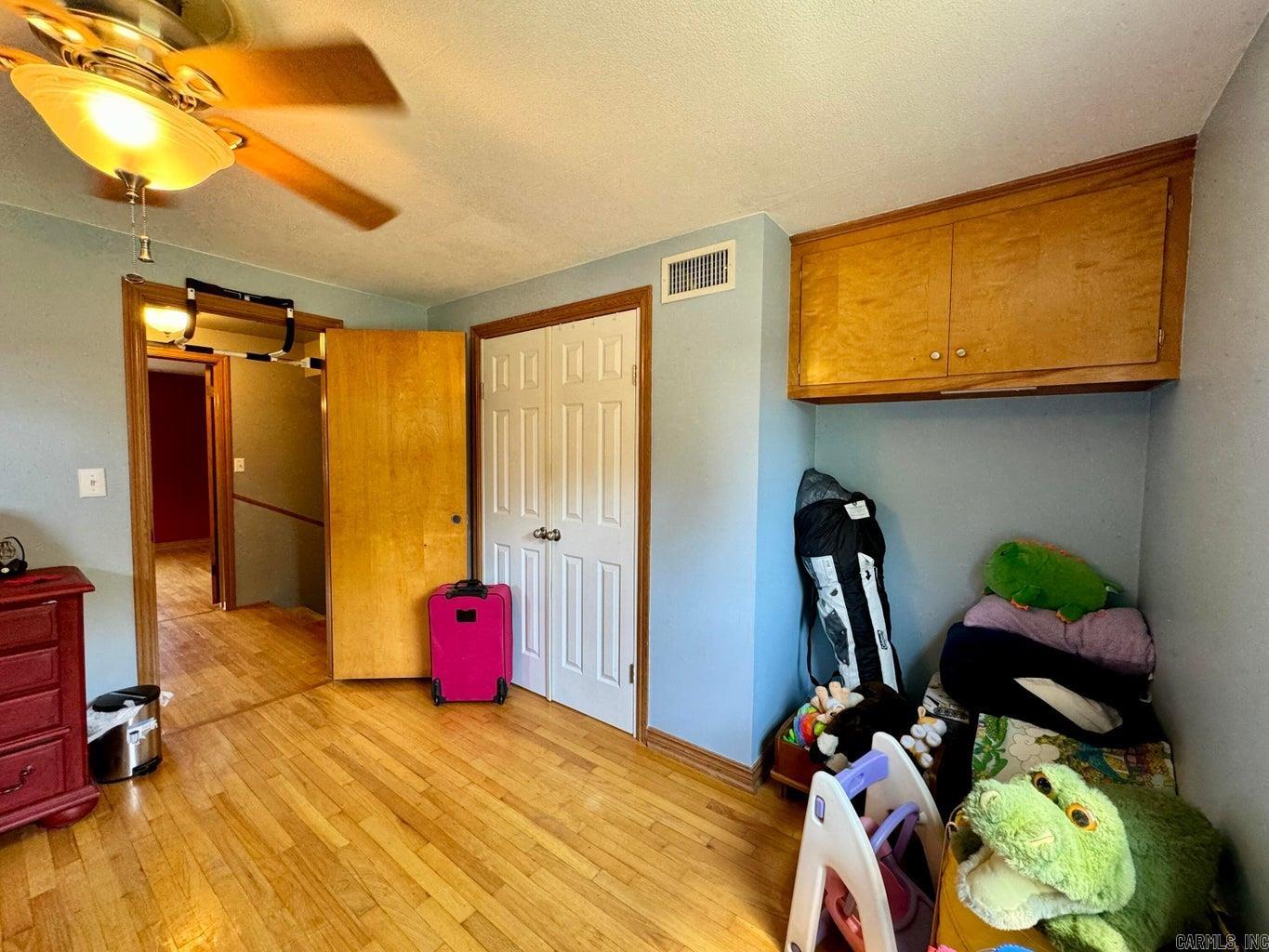 1907 S Boulder Place