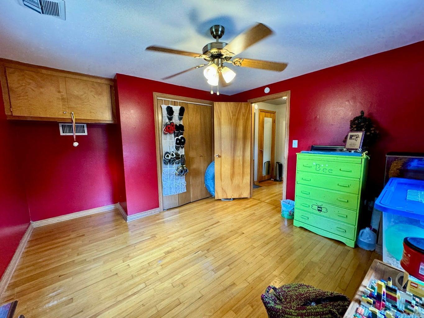 1907 S Boulder Place