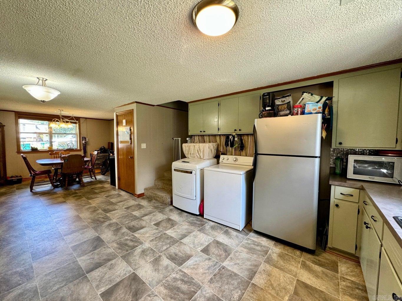 1907 S Boulder Place