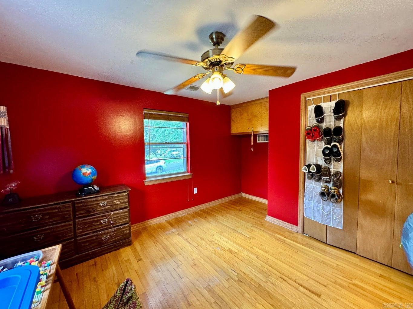 1907 S Boulder Place