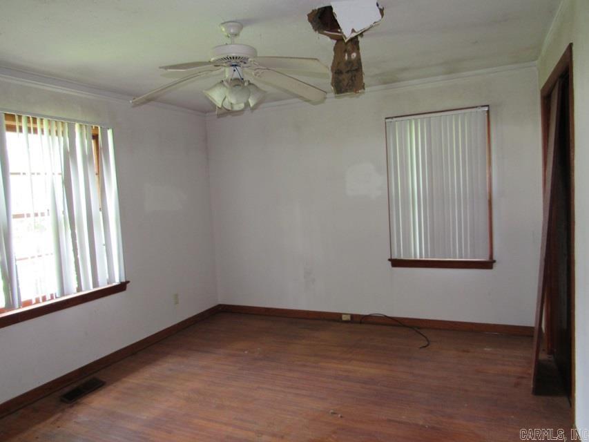 1208 W 43rd