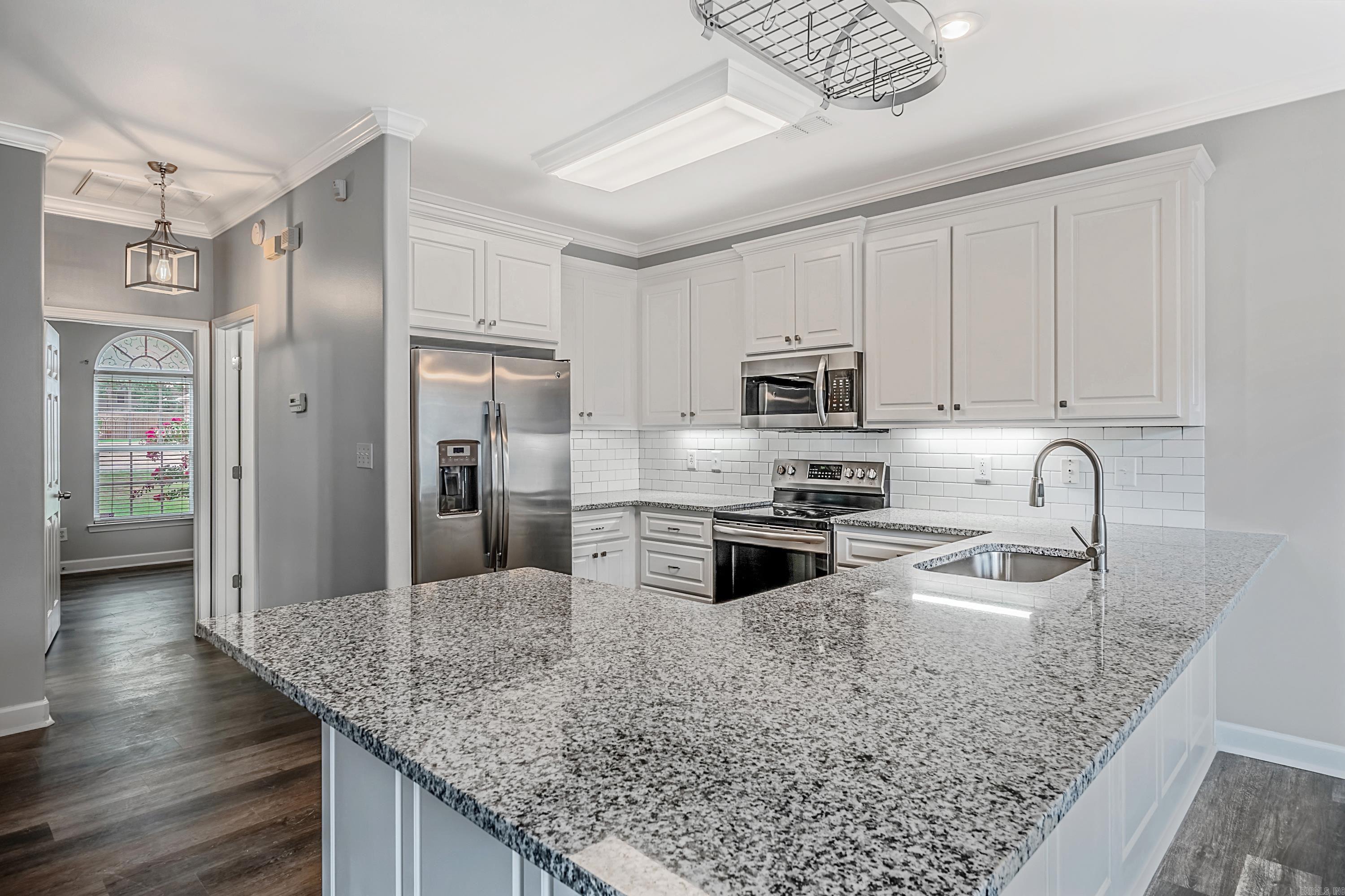 12 Garden Oaks Drive